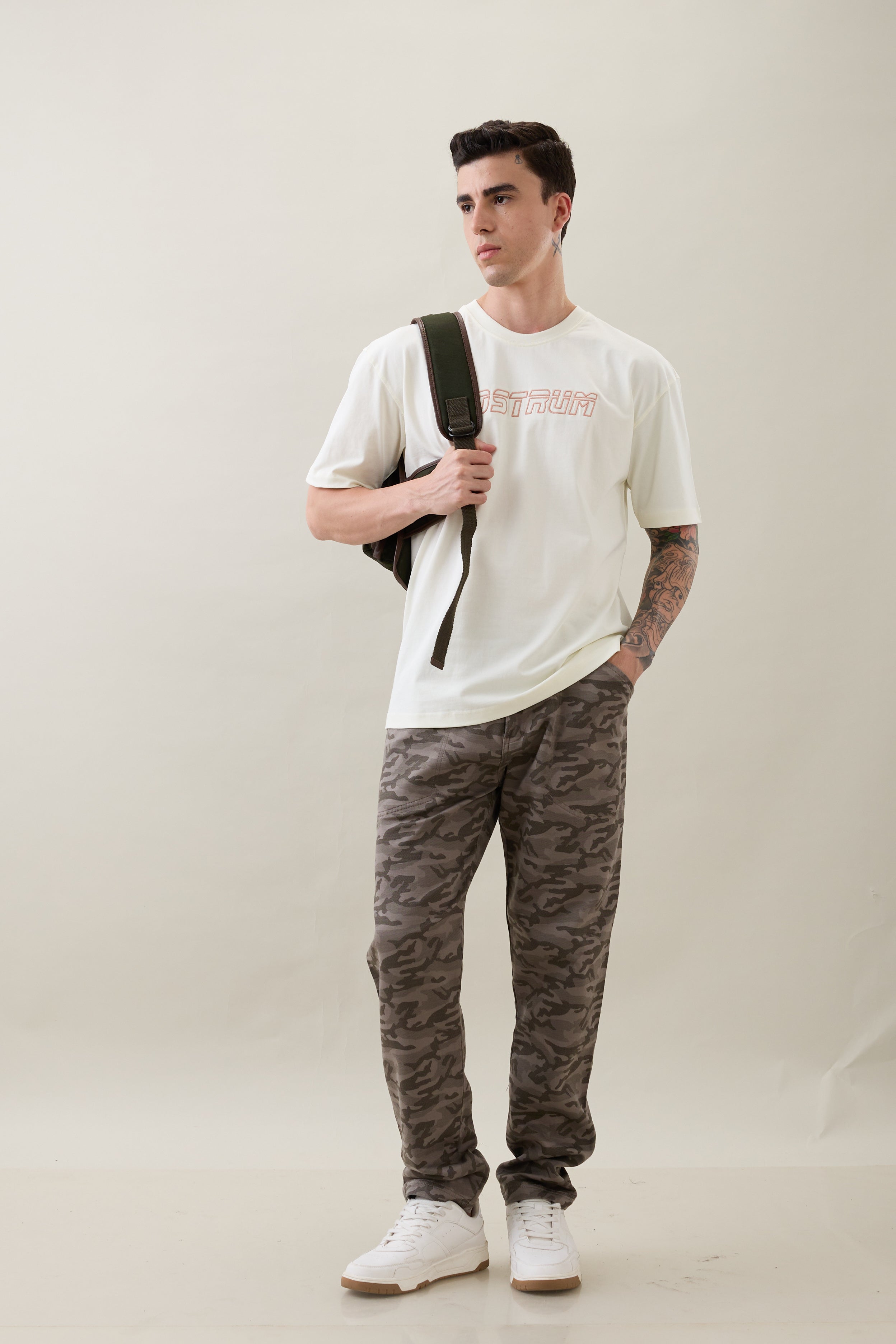 Persits Oversized T-Shirt: Off-White