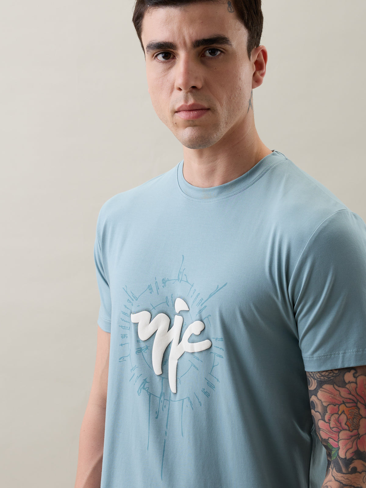 Enchant Graphic Print T-shirt: Coral Blue
