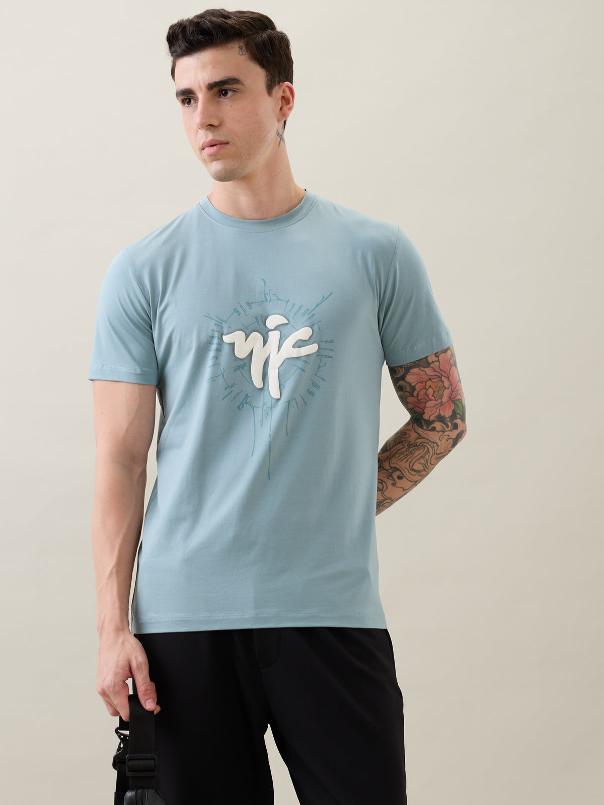 Enchant Graphic Print T-shirt: Coral Blue