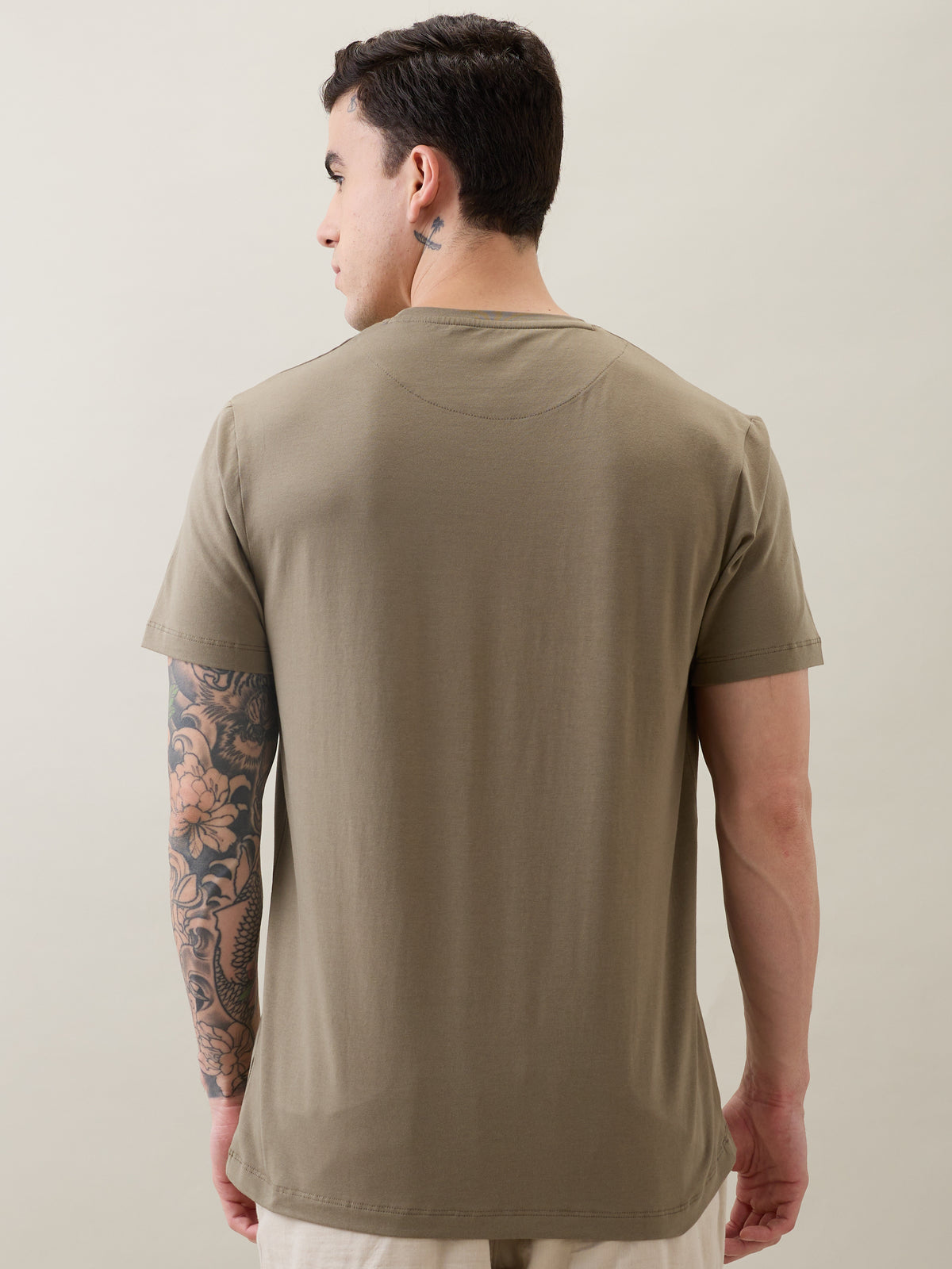 Enchant Graphic Print T-shirt: D.Brown