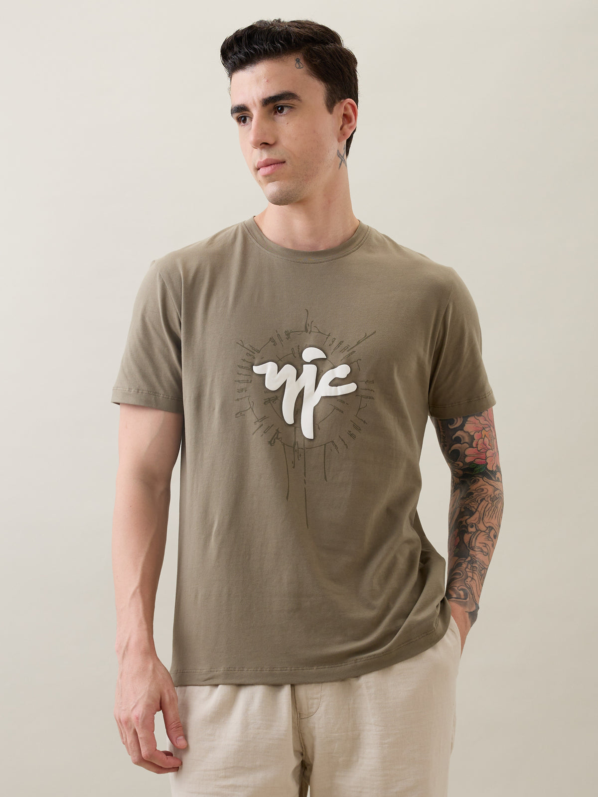 Enchant Graphic Print T-shirt: D.Brown