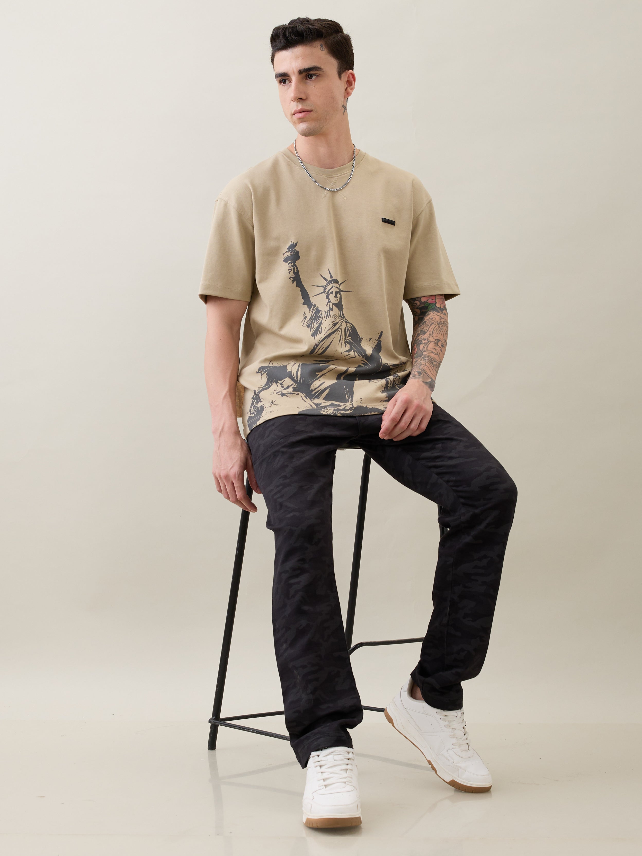Unwrap Oversized Graphic T-Shirt: Beige