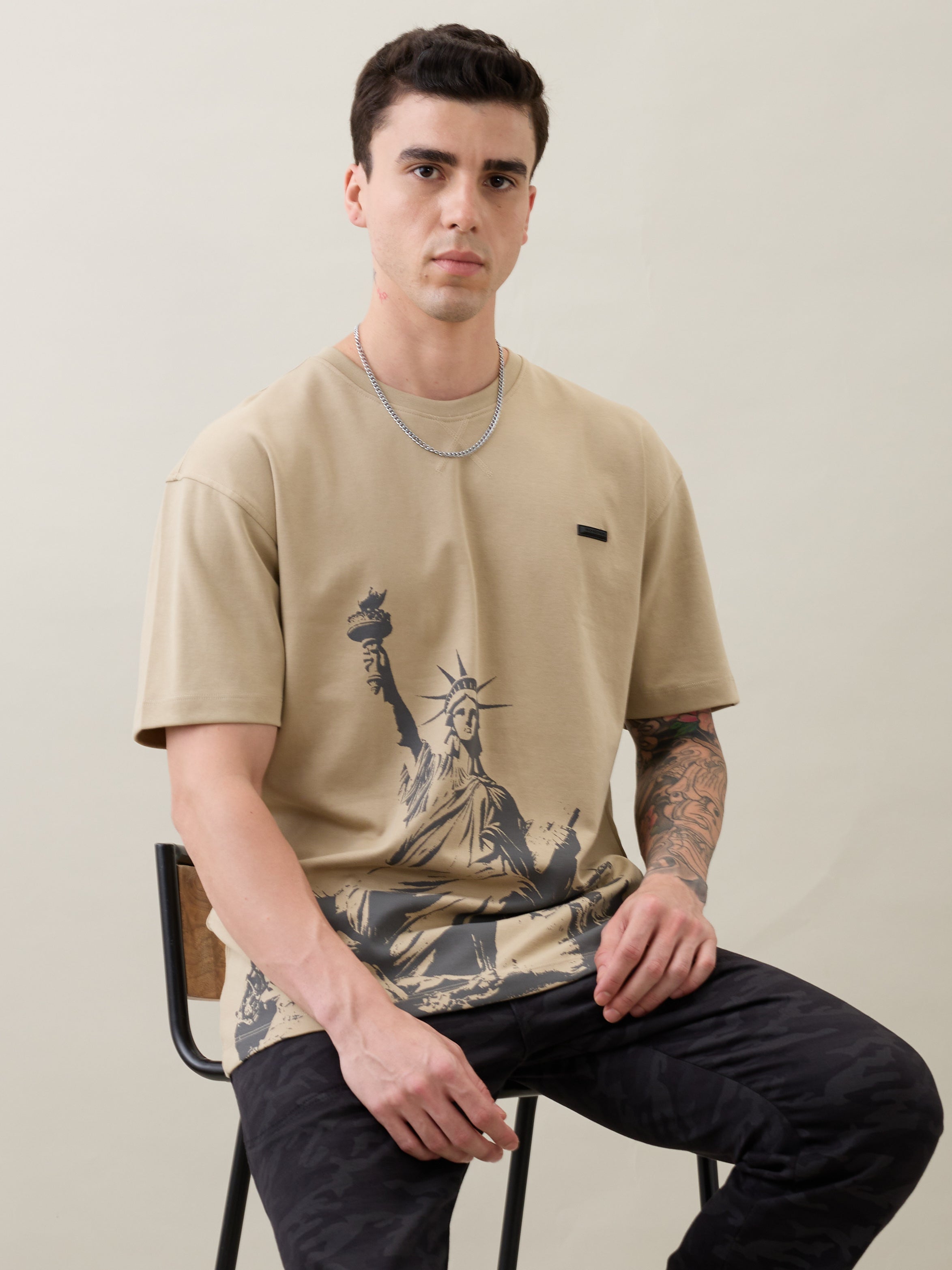 Unwrap Oversized Graphic T-Shirt: Beige