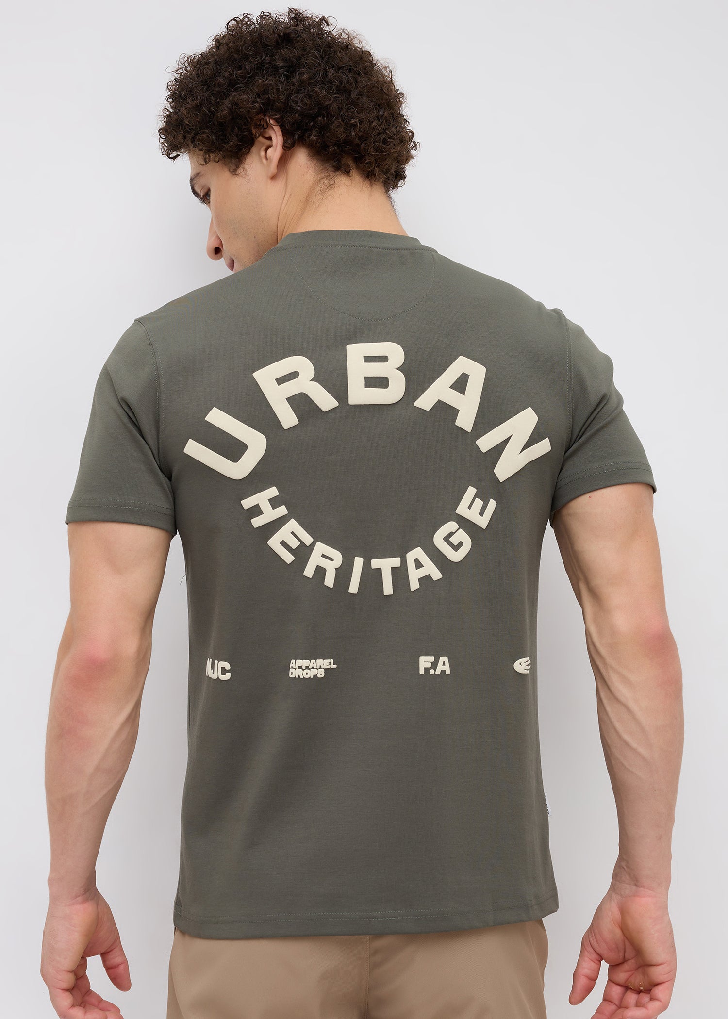 Blunt Half Sleeve Graphic T-Shirt: Mehndi