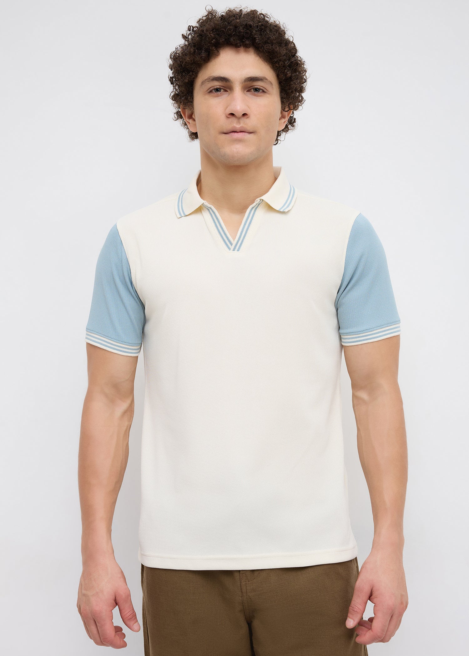 Redeen Textured Contrast Sleeve Polo: Offwhite