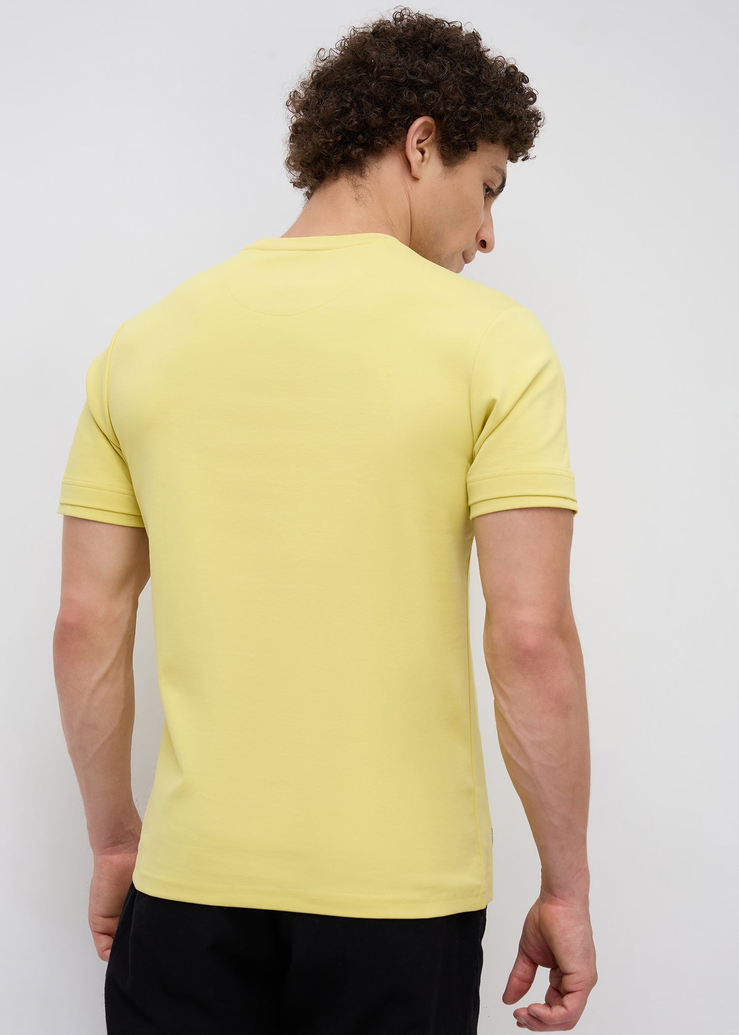 Plunkett Graphic Round Neck T-Shirt: Yellow