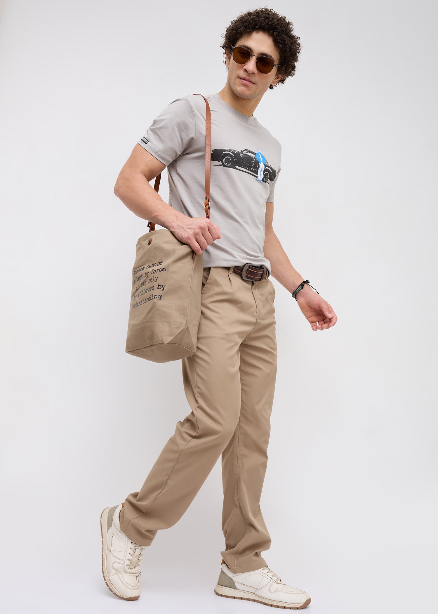 Calico Half Sleeve Graphic T-Shirt: Beige