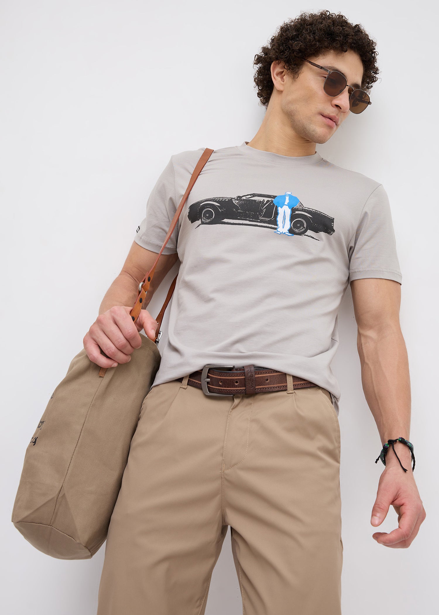 Calico Half Sleeve Graphic T-Shirt: Beige