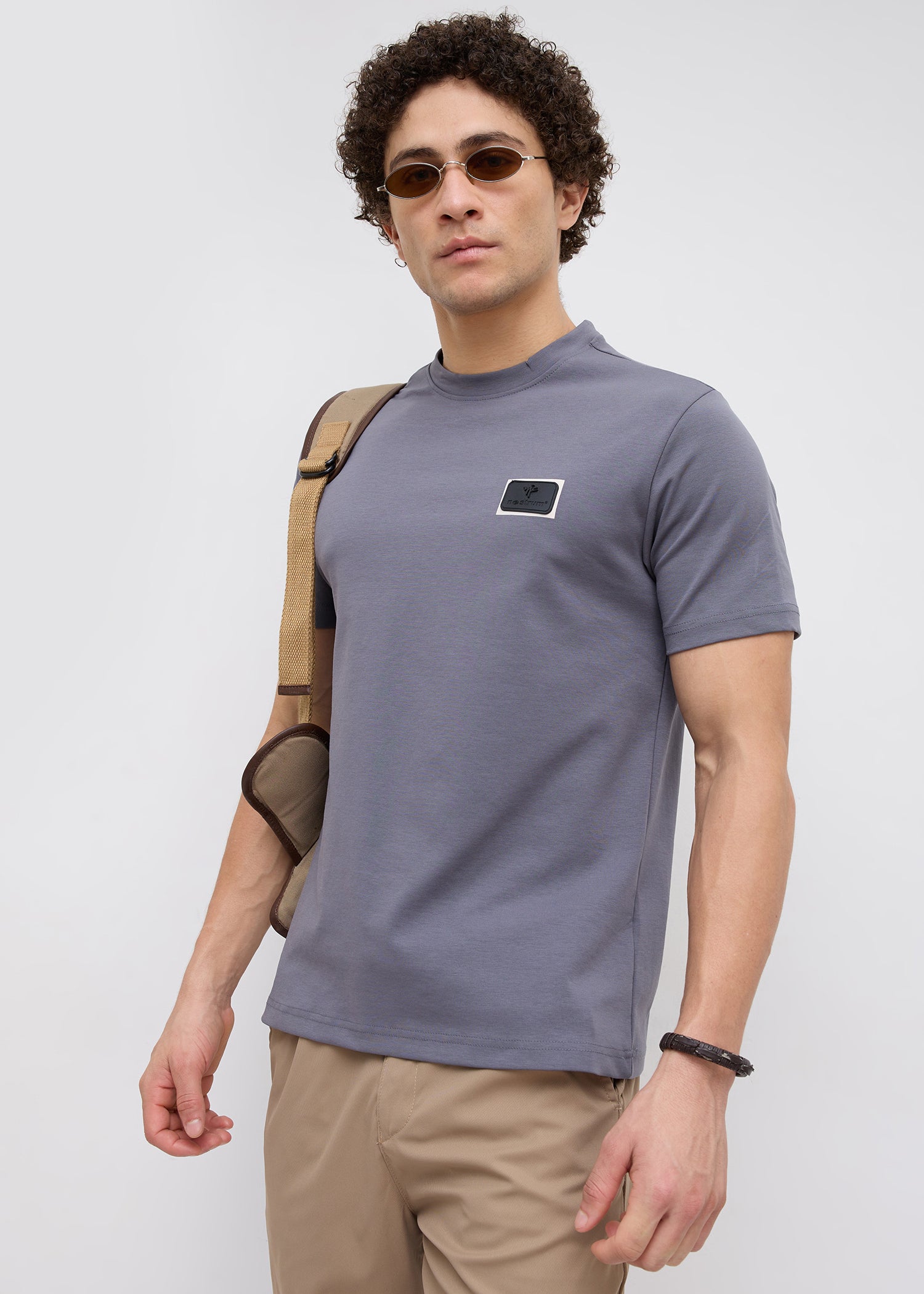 Unped Signature Stripe Detail T-Shirt: Charcoal