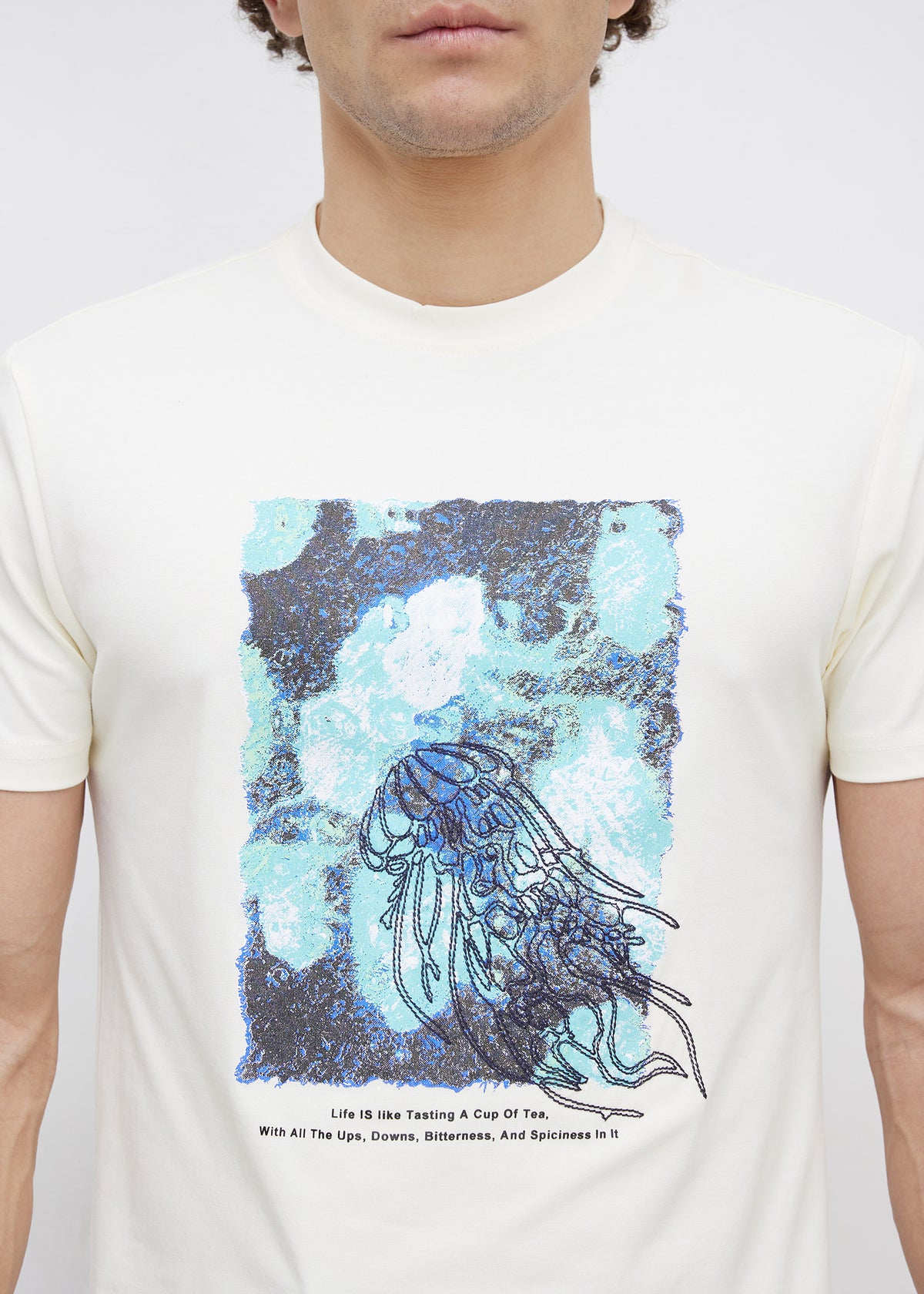 Sirem Graphic Print T-Shirt: Off-White