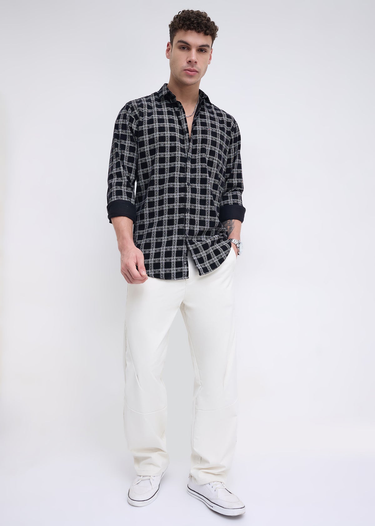 Macwheel Checked Casual Shirt: Black