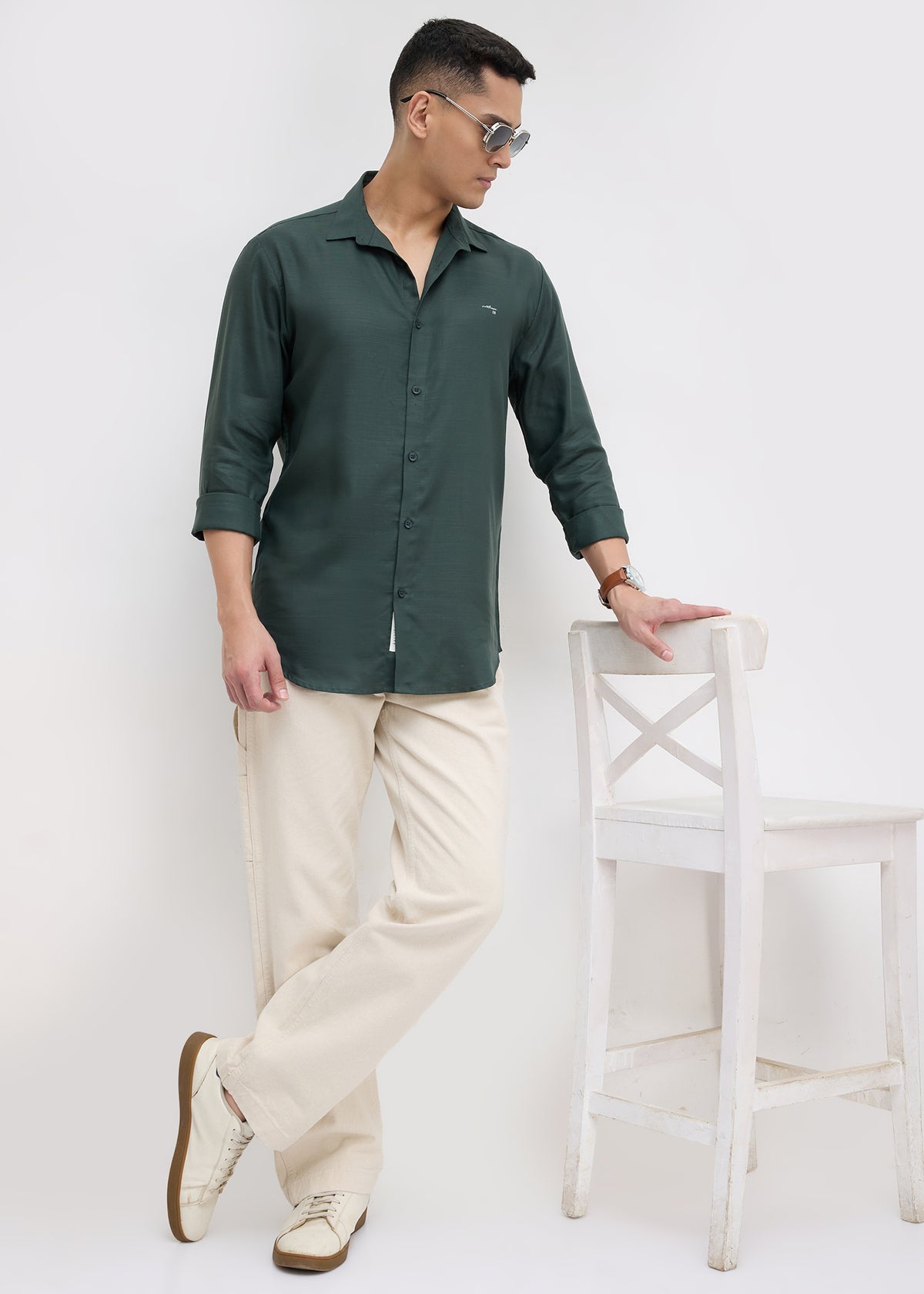 Theatre Solid Full Sleeve Shirt: Bottle Green