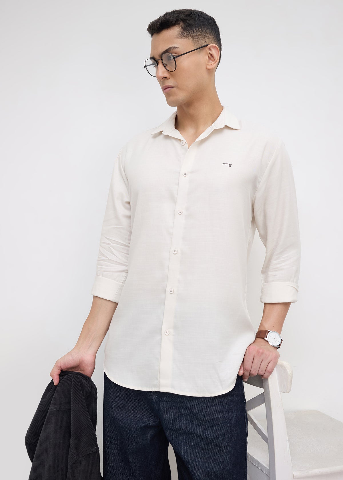 Theatre Solid Full Sleeve Shirt: Cream