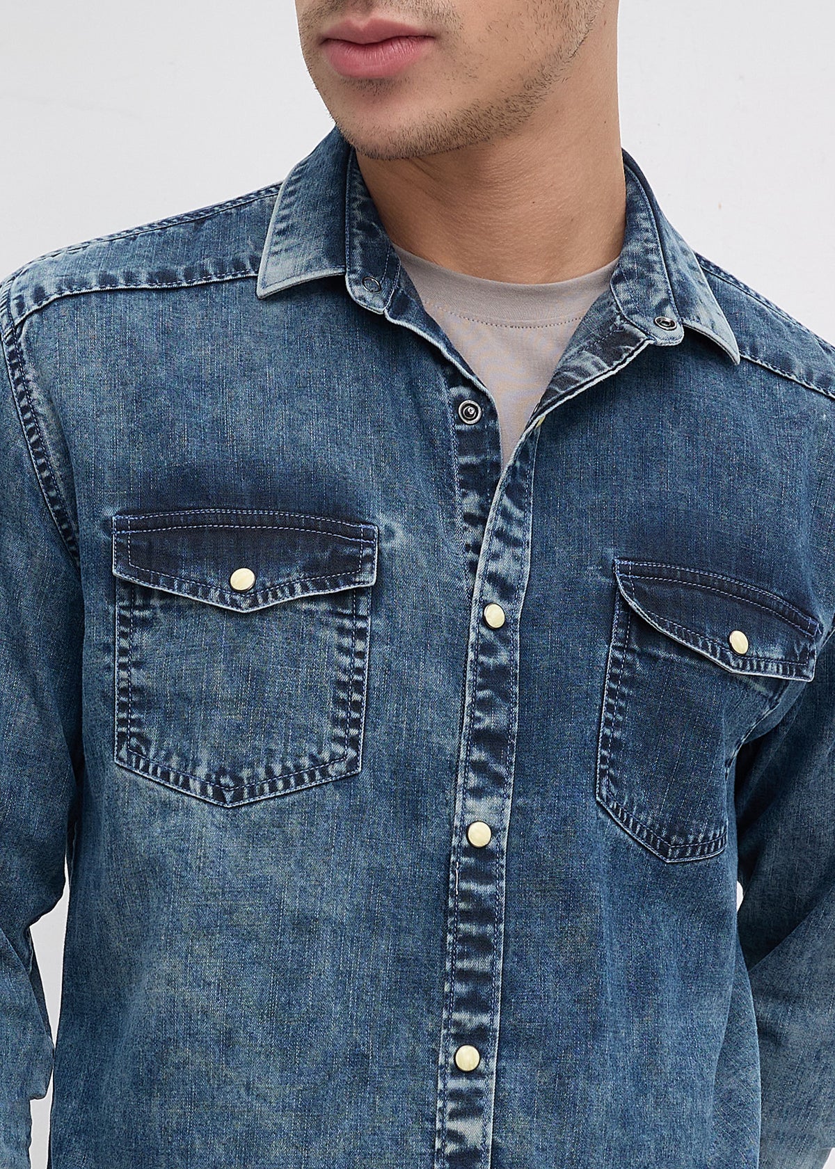Hygienic Washed Double-Pocket Denim Shirt: Stone