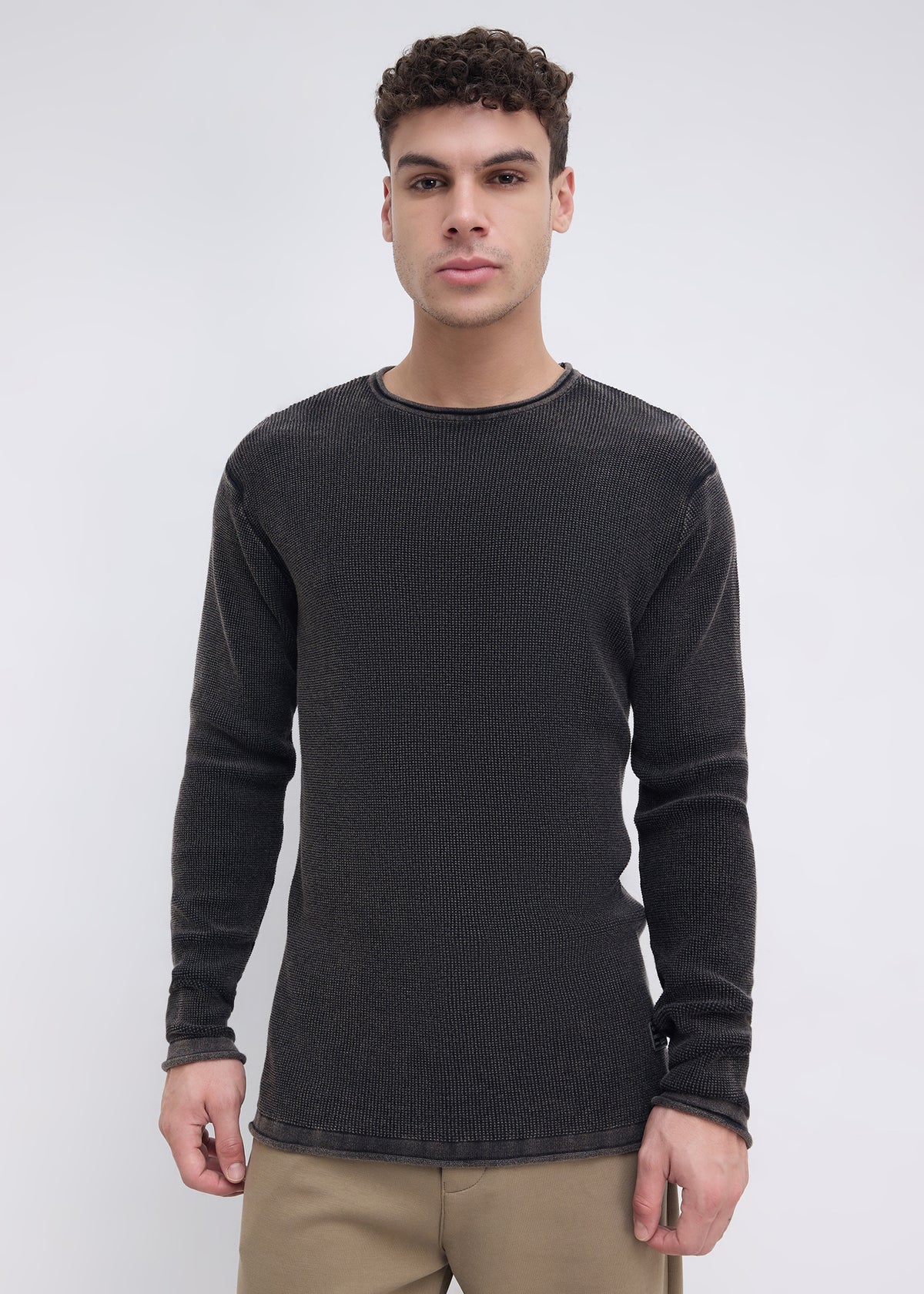 Codin Textured Round Neck Long Sleeve T-Shirt: Black