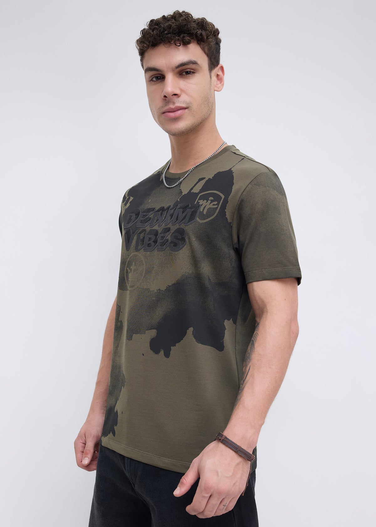 Orkut Abstract Print Round Neck Tshirt: Olive