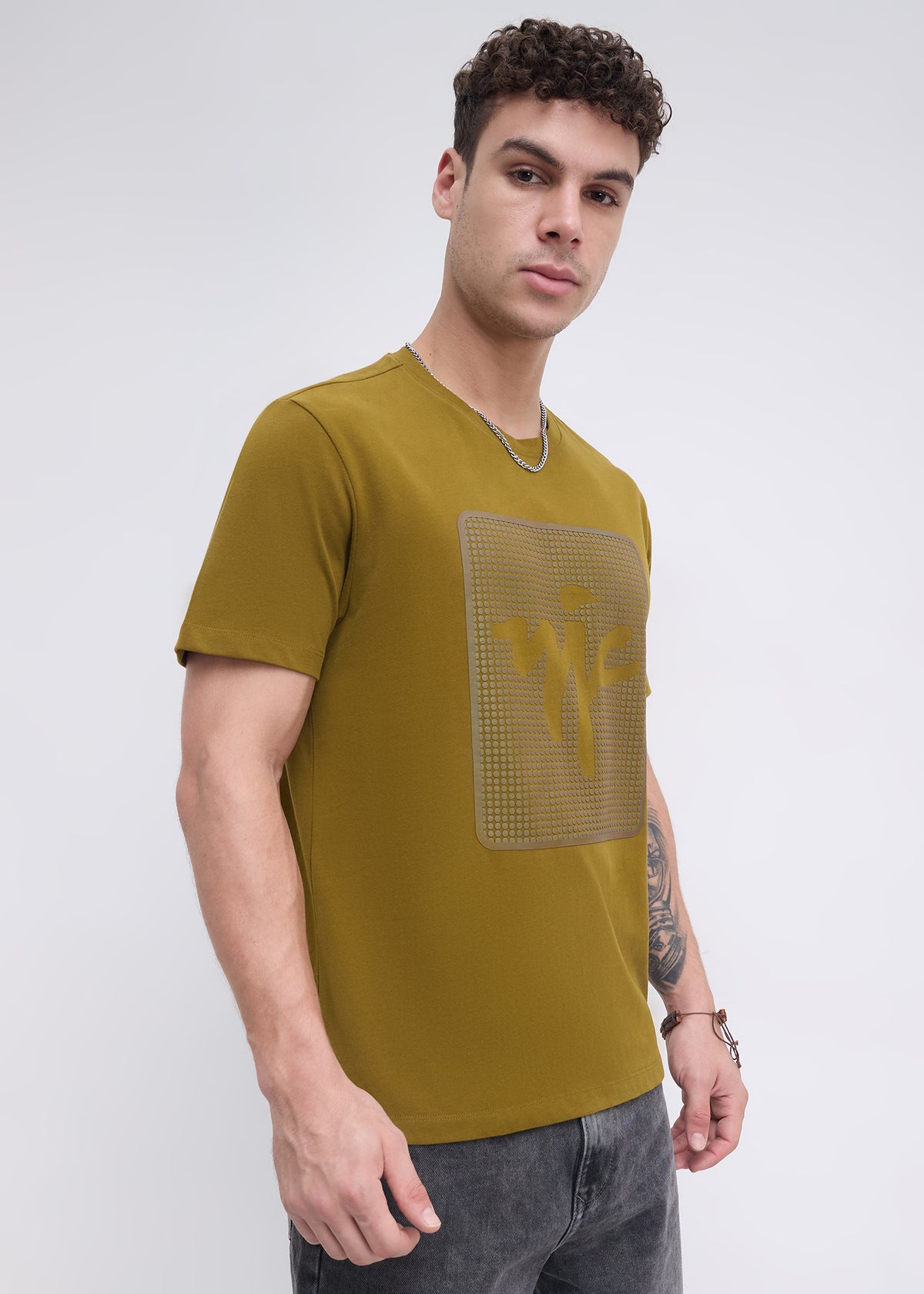 Marvan Graphic Round Neck T-Shirt: Mehndi