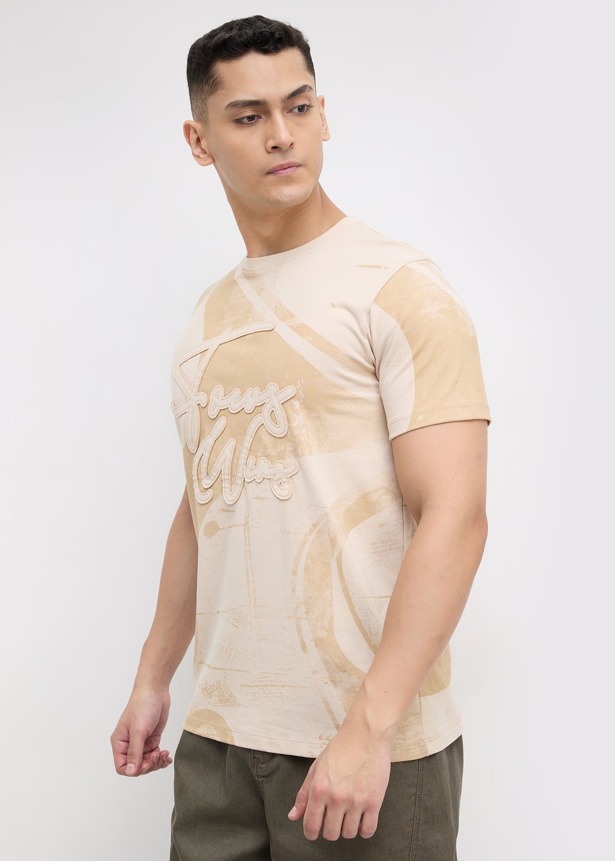 Granton Half Sleeve Graphic T-Shirt: Fawn