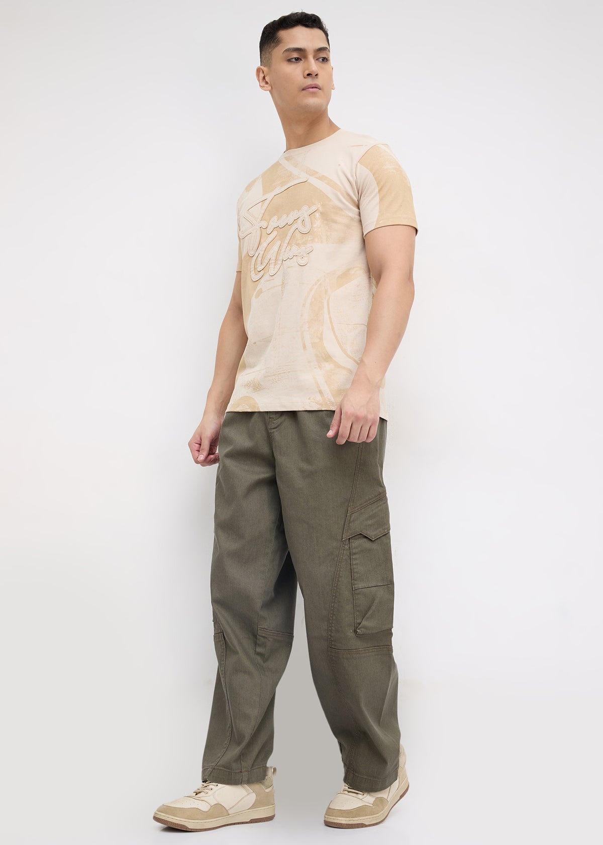Granton Half Sleeve Graphic T-Shirt: Fawn