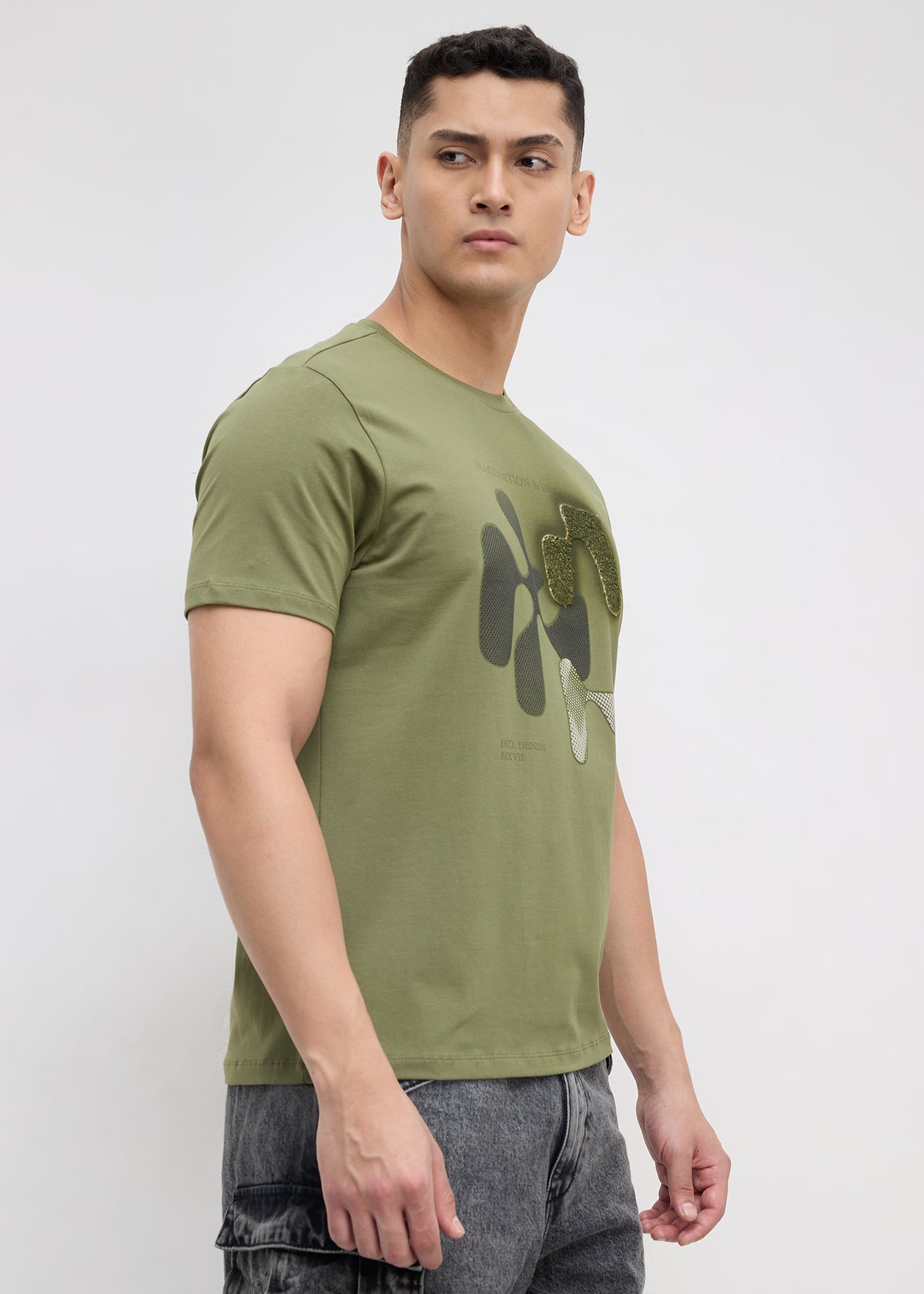 Linhope Graphic T-Shirt: Olive