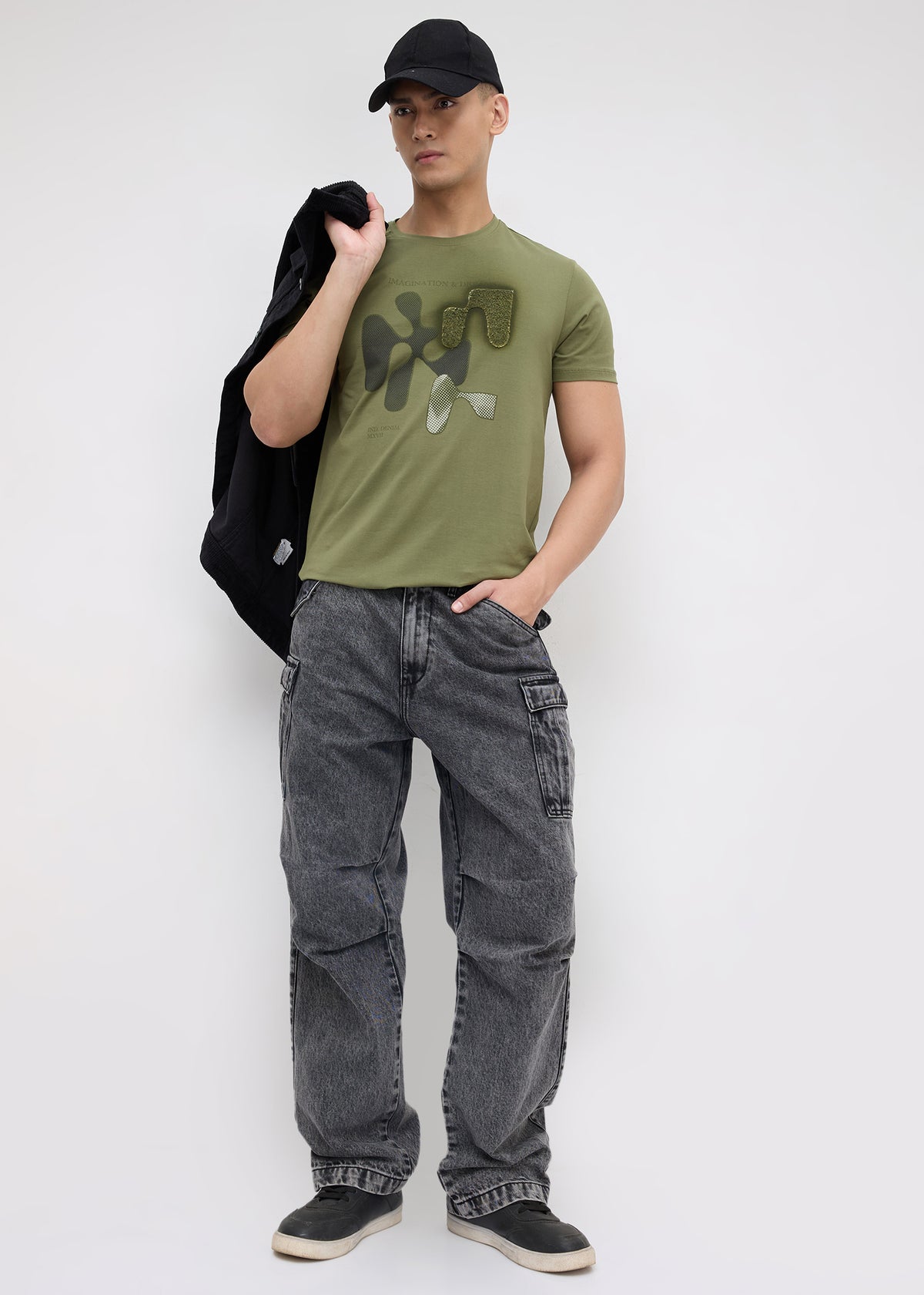 Linhope Graphic T-Shirt: Olive