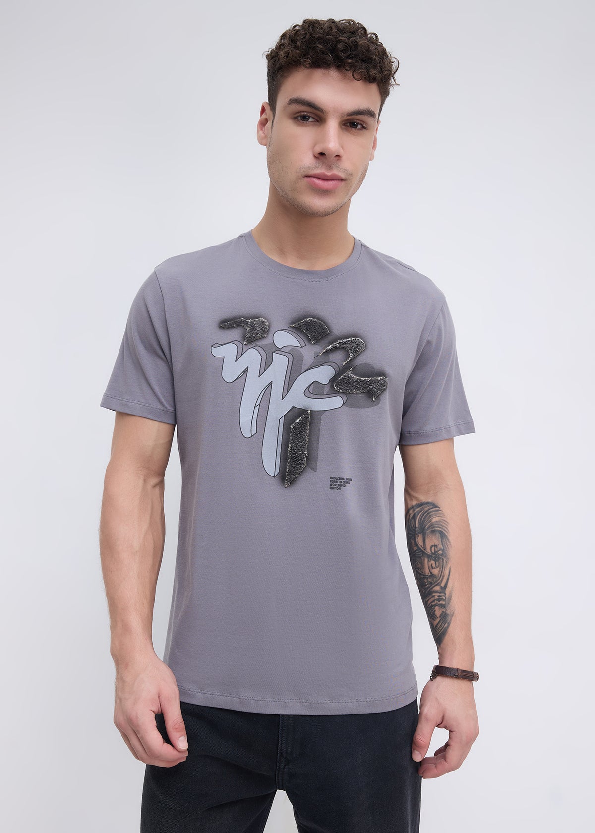 Laverhay Graphic T-Shirt: Charcoal
