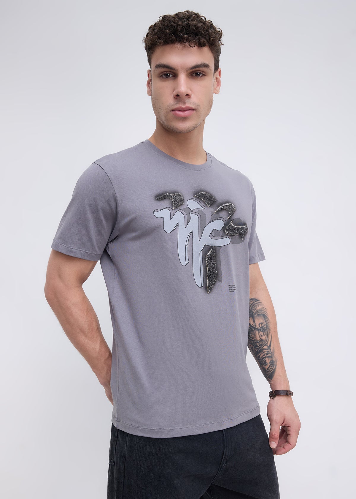 Laverhay Graphic T-Shirt: Charcoal