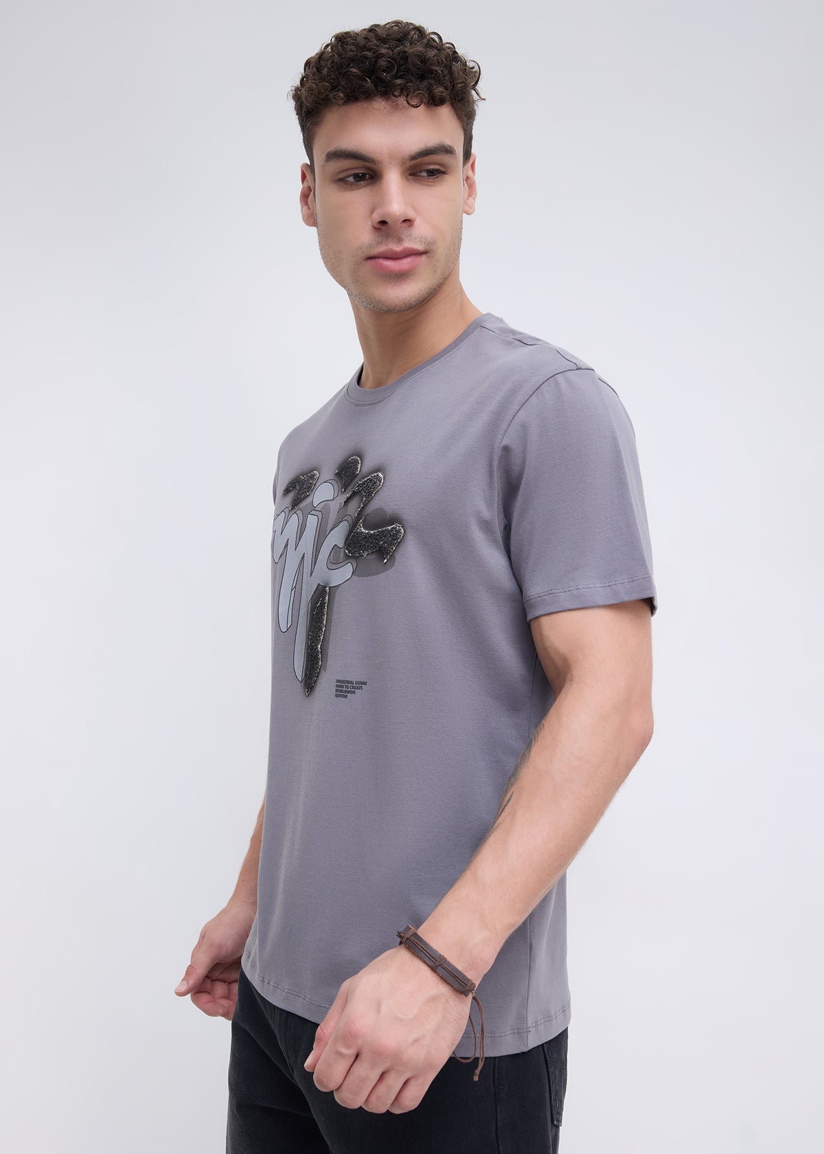 Laverhay Graphic T-Shirt: Charcoal