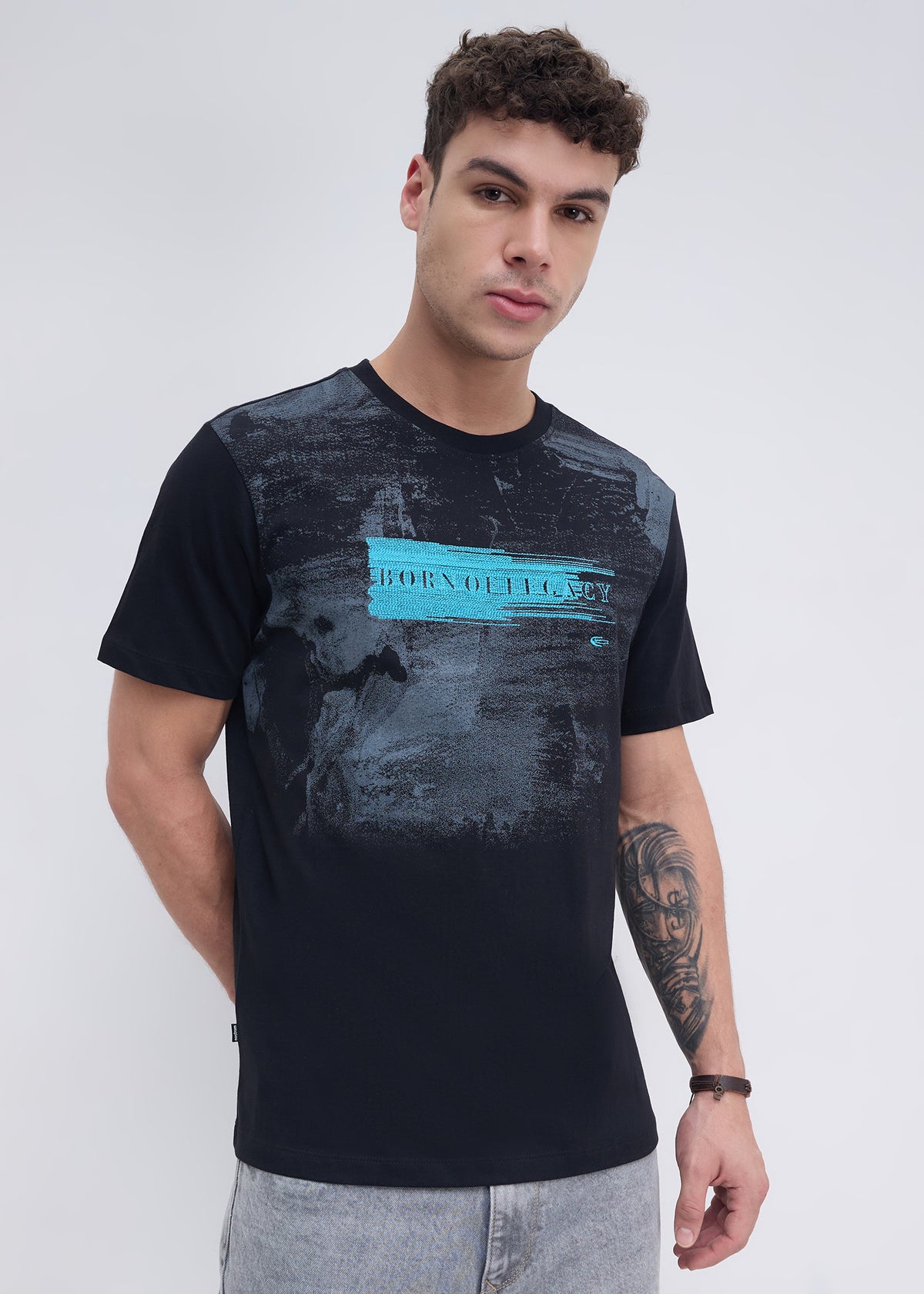 Ettrick Embroidered T-Shirt: Black