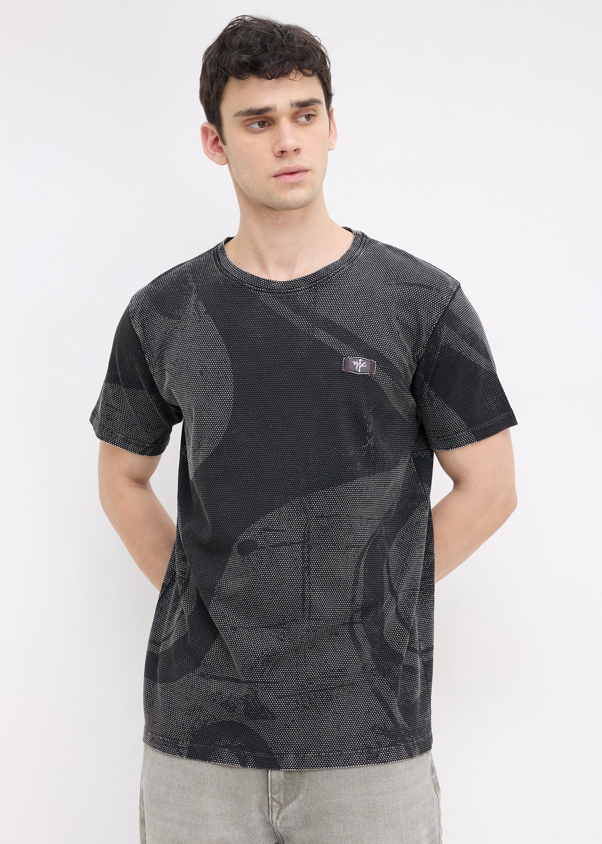 Yarrow Automotive Graphic Round Neck T-shirt: Black