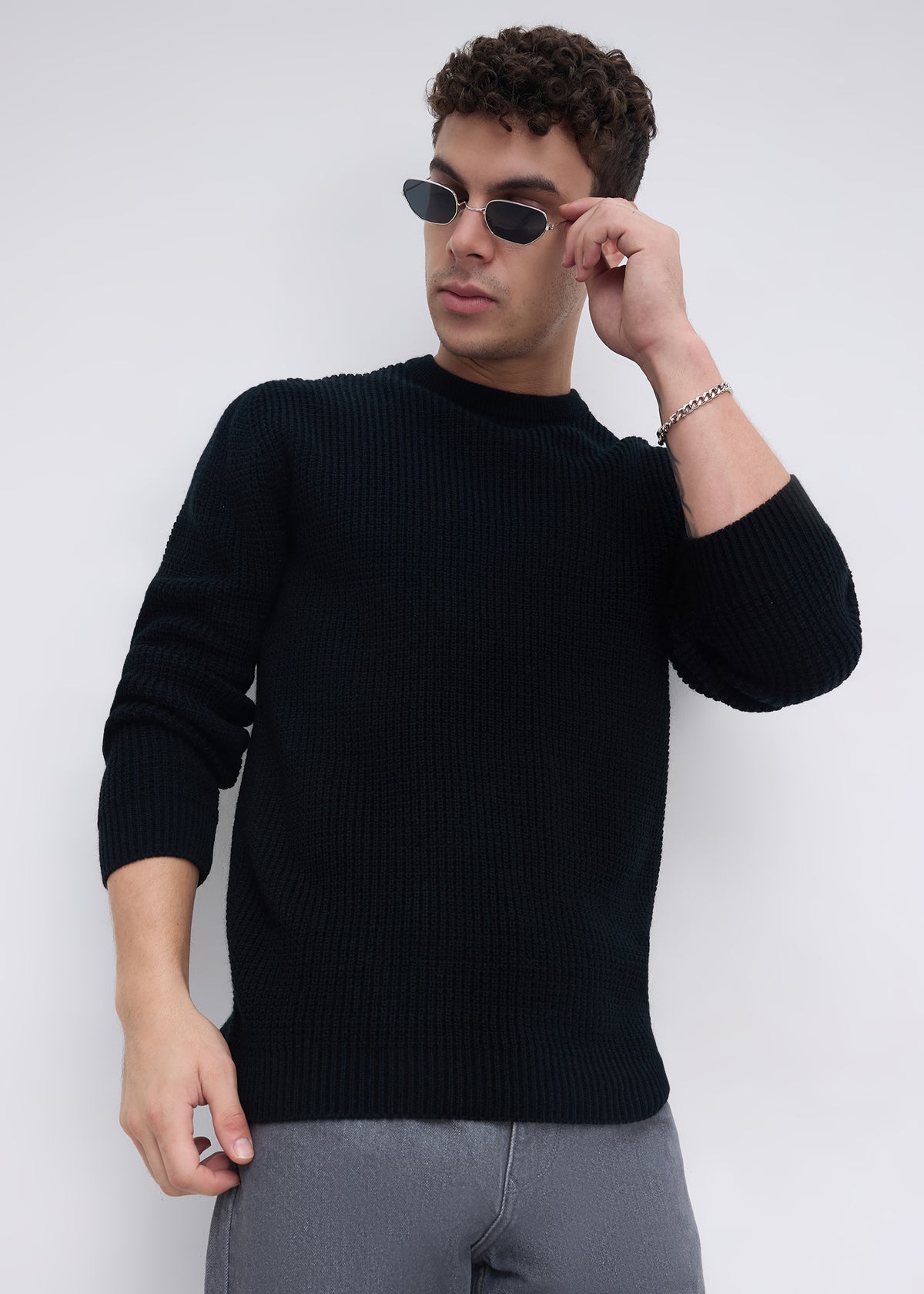 Platter Knitted Textured Sweater: Black