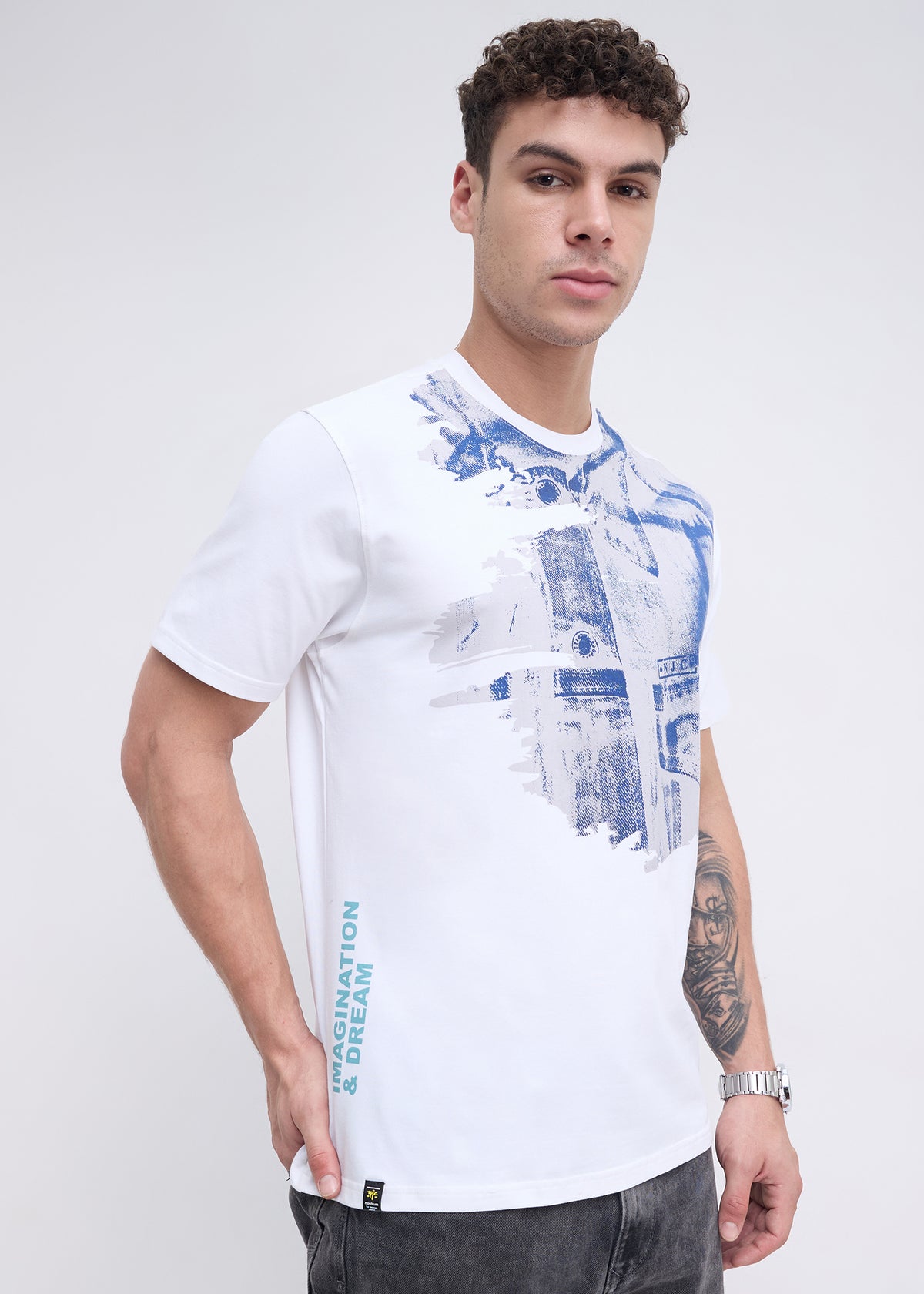 Doubs Graphic Round Neck T-Shirt: Off White