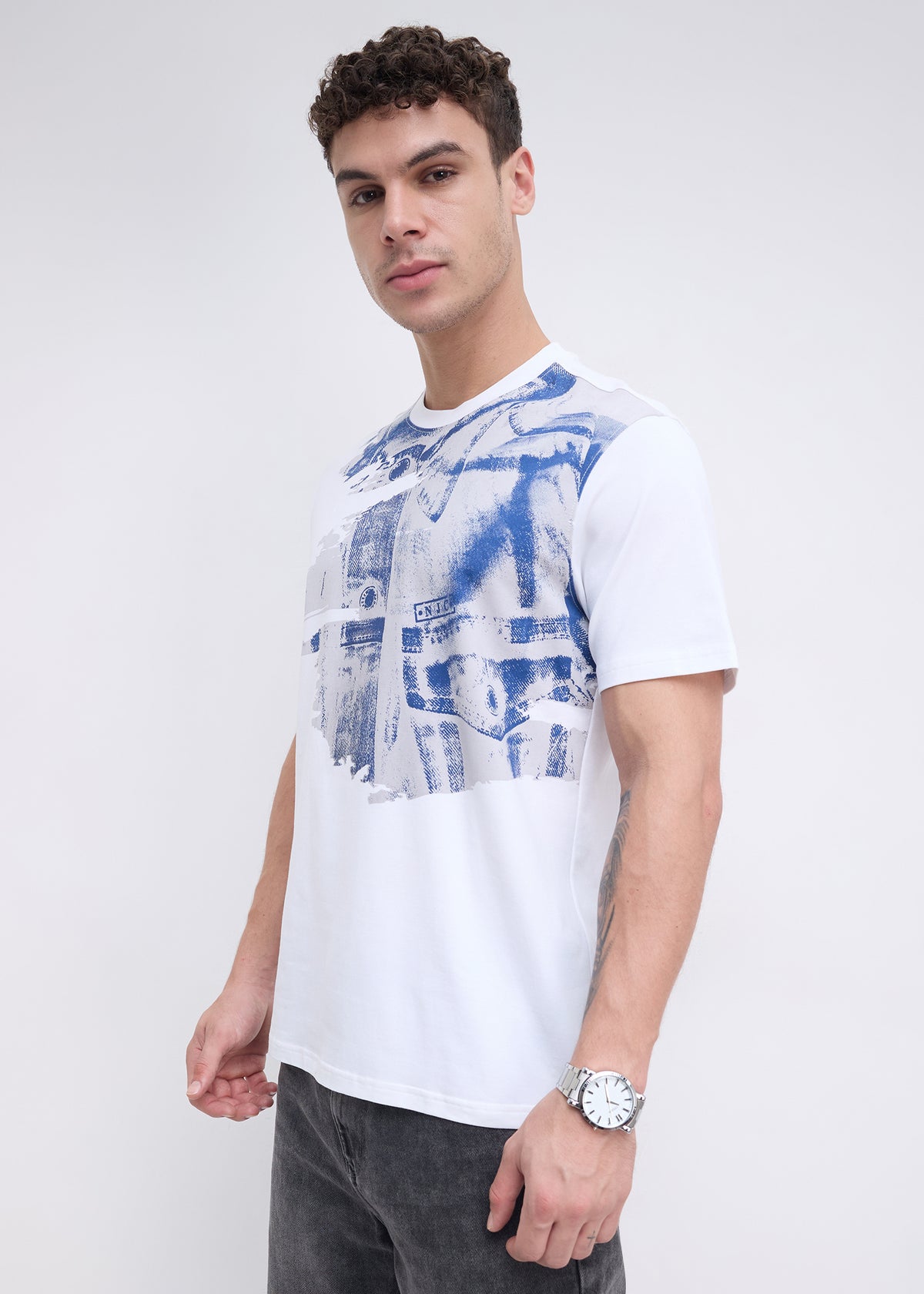 Doubs Graphic Round Neck T-Shirt: Off White