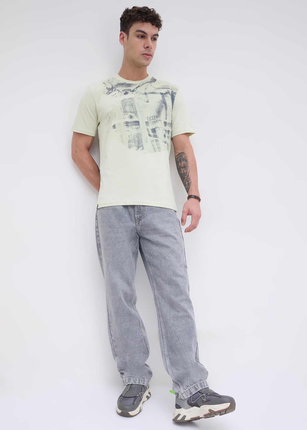 Doubs Graphic Round Neck T-Shirt: Mint