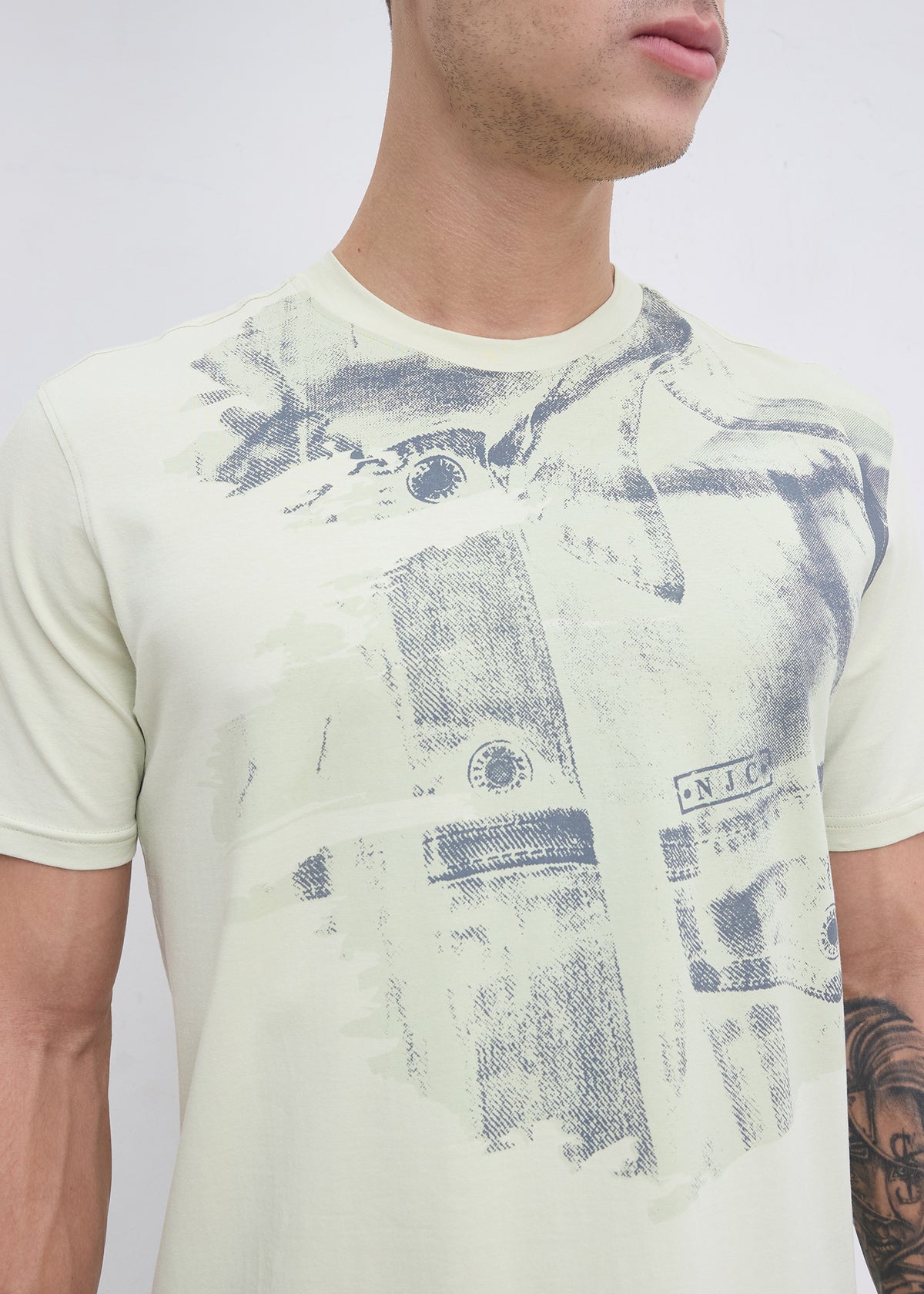 Doubs Graphic Round Neck T-Shirt: Mint
