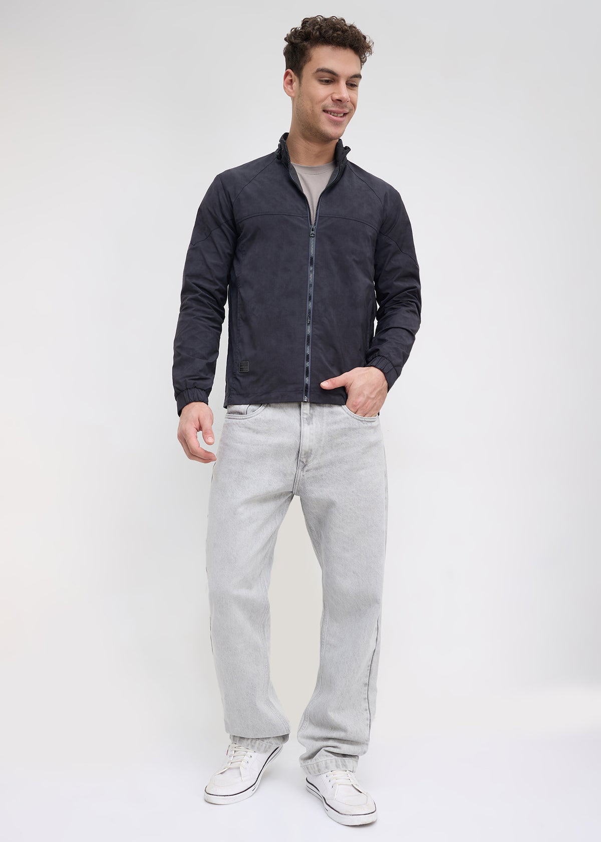 Ochsen Lightweight Full-Zip Jacket: Black
