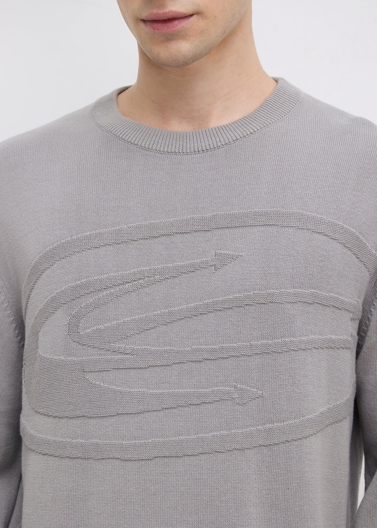Stanway Tonal Logo Knit Sweater: Light Grey