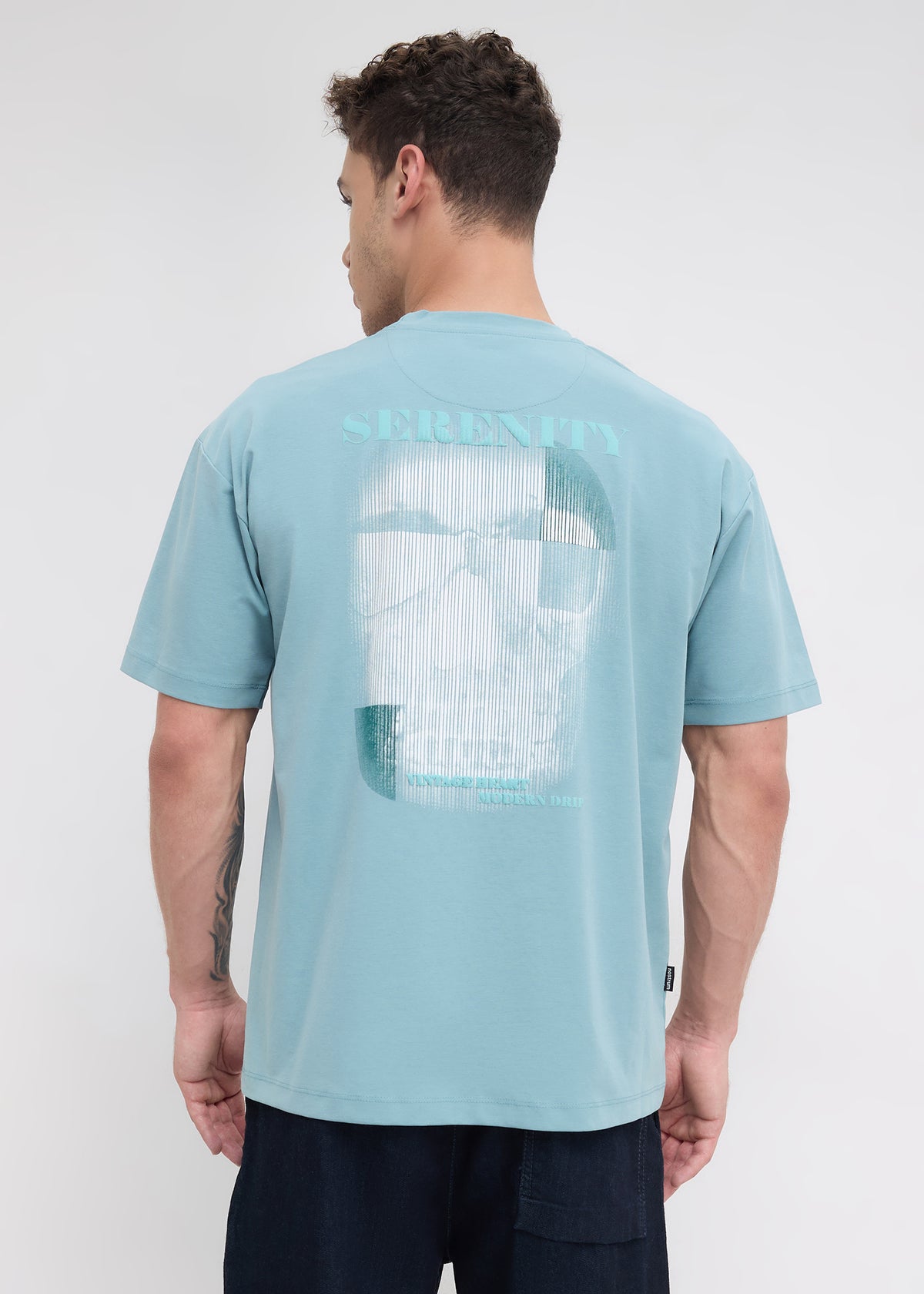 Moulen Oversized Graphic T-shirt: Coral Blue