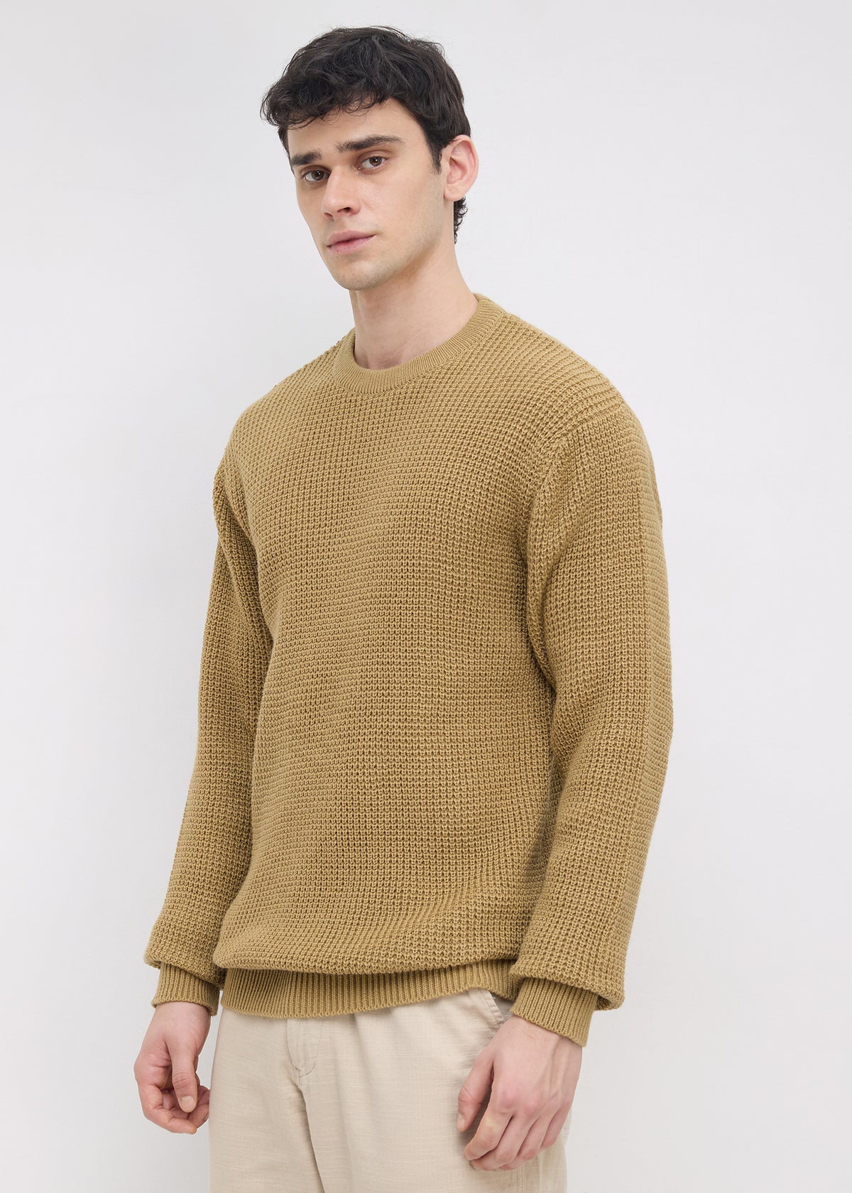 Platter Knitted Crew Neck Pullover: Khaki