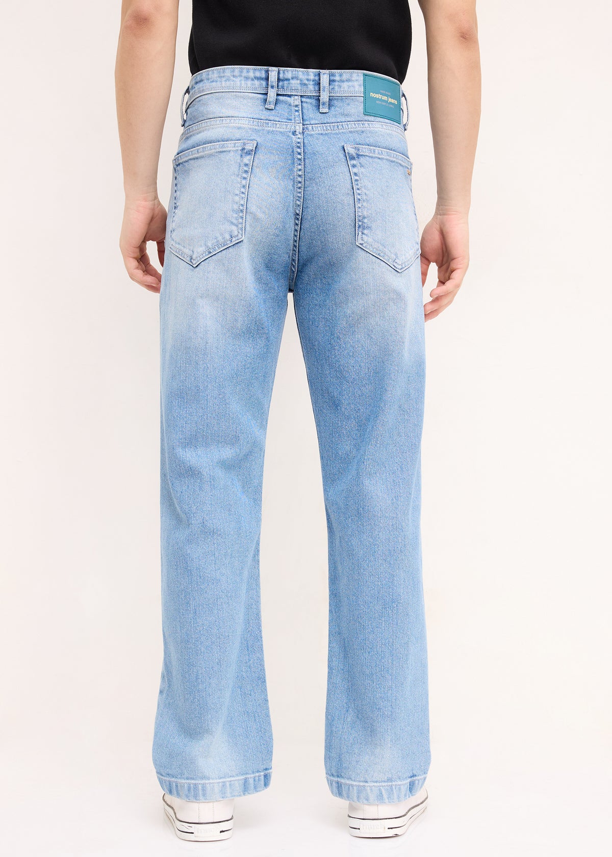 Bagos B Baggy-Fit Jeans: Light Blue