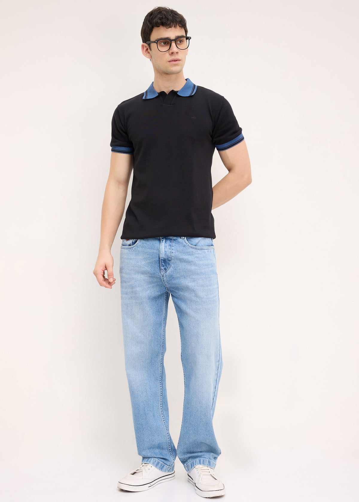 Bagos B Baggy-Fit Jeans: Light Blue