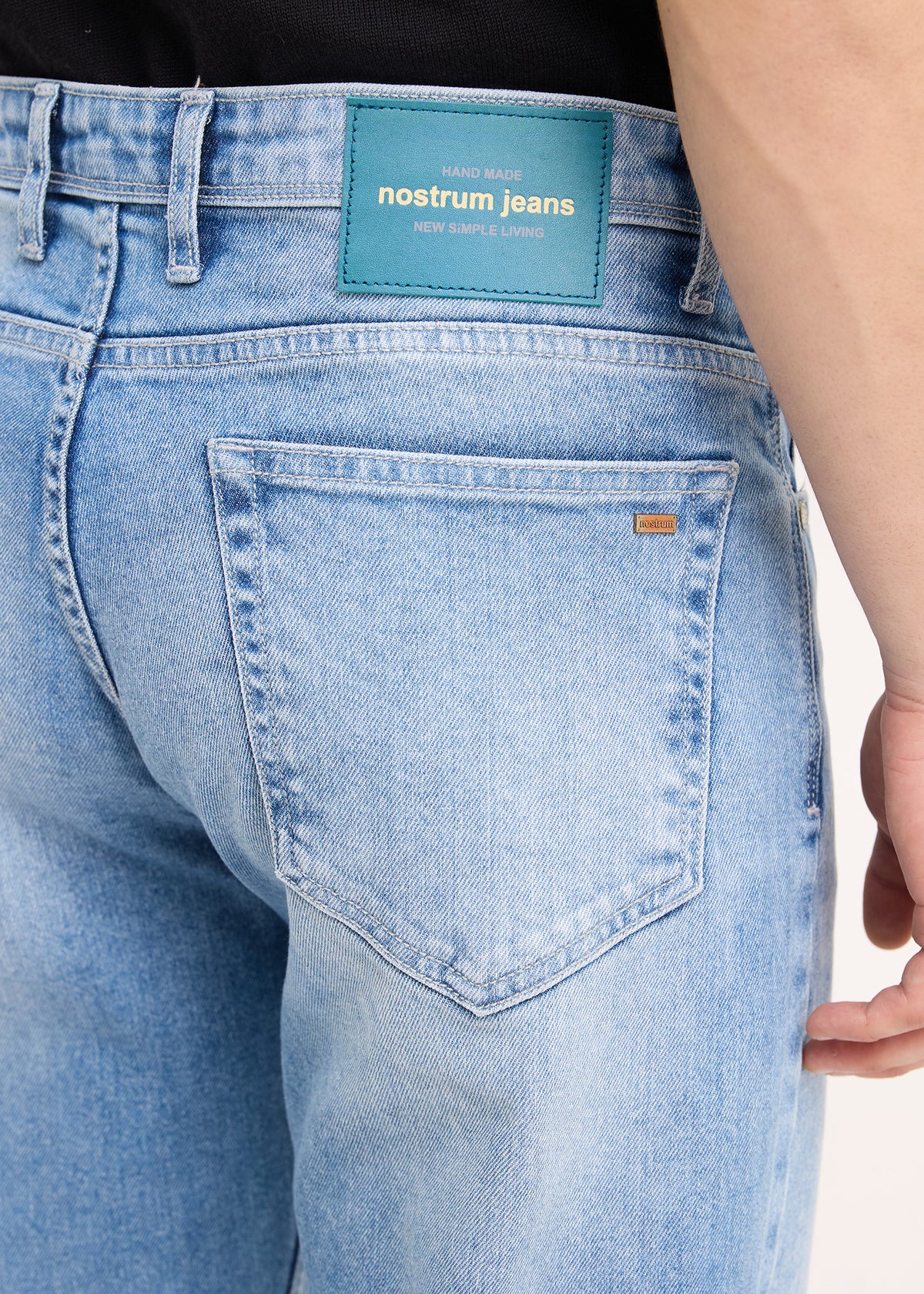 Bagos B Baggy-Fit Jeans: Light Blue