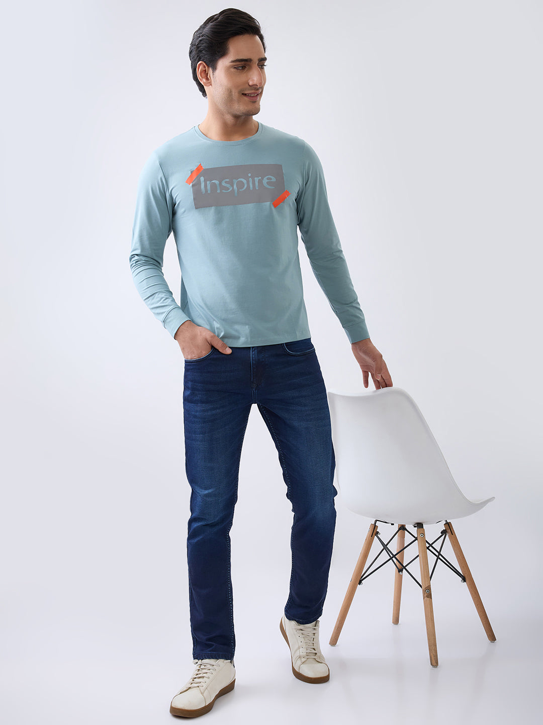 Inspire Graphic Fitted Sweatshirt