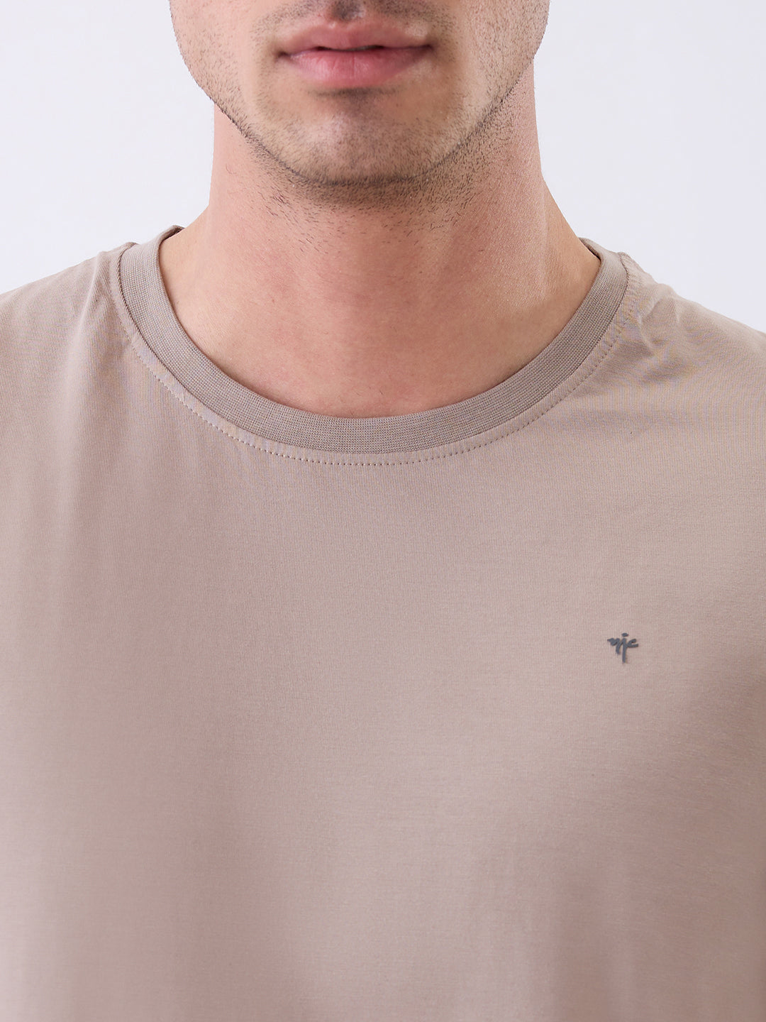 Arch Solid Half Sleeve T-Shirt