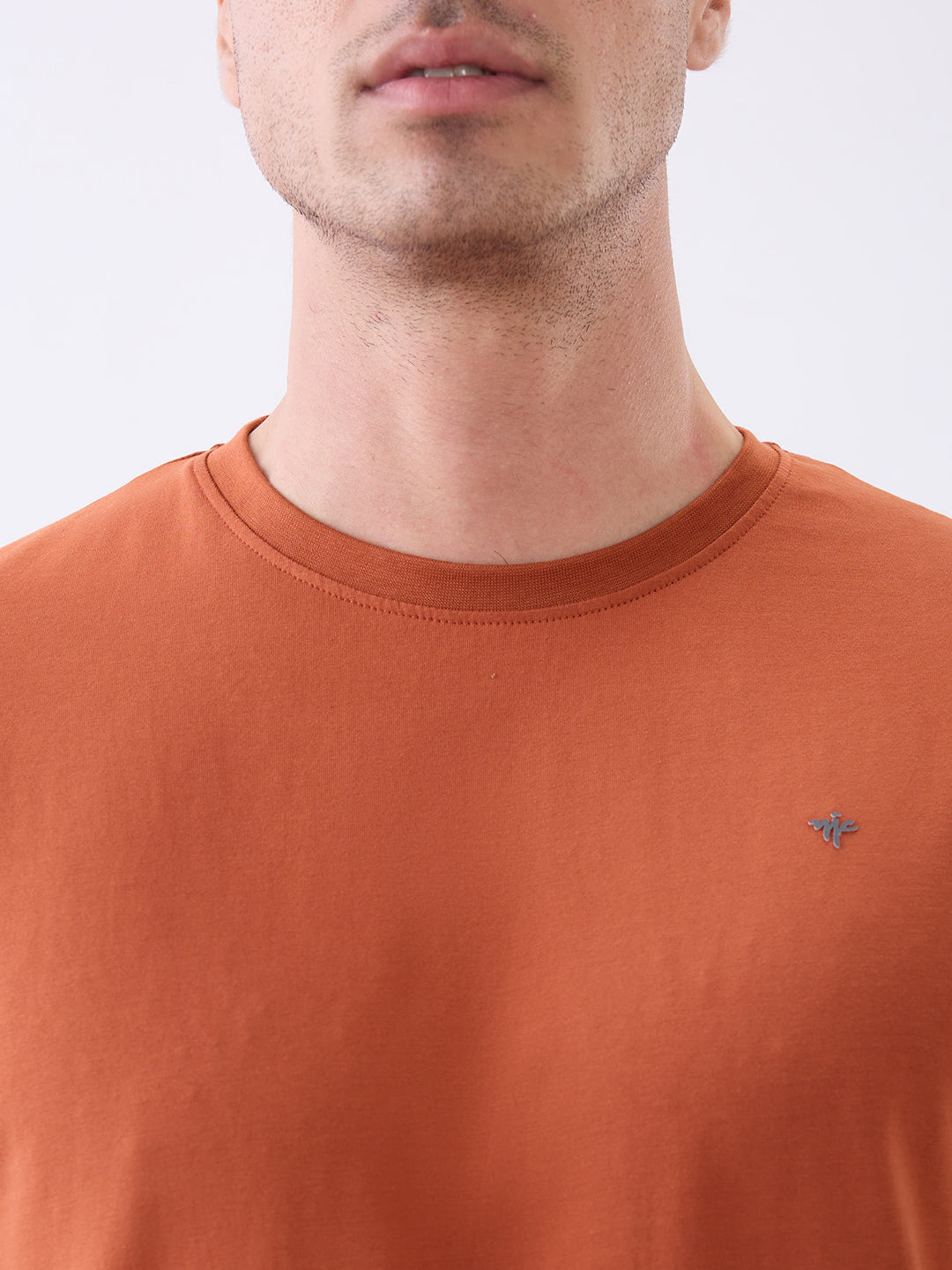 Arch Solid Half Sleeve T-Shirt