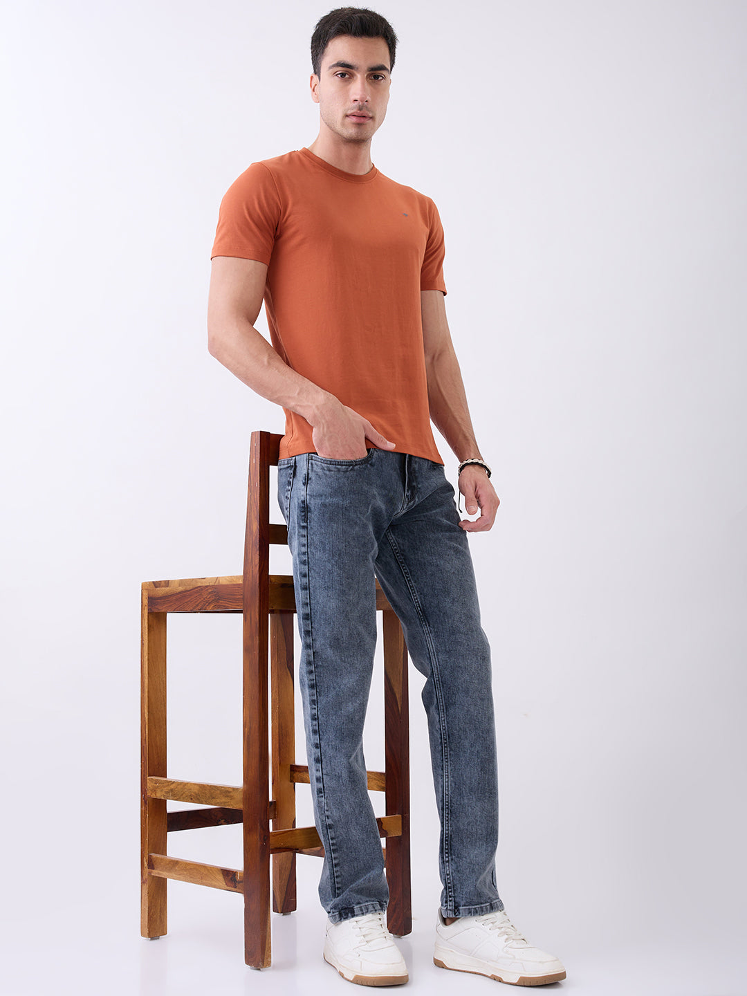 Arch Solid Half Sleeve T-Shirt