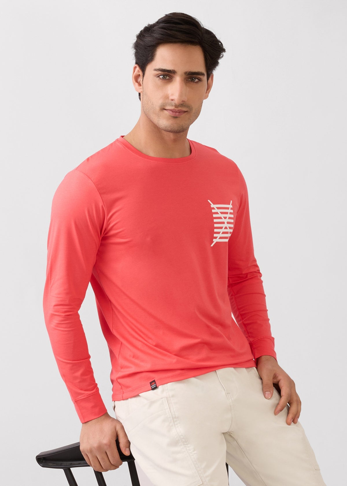 Pocket Graphic Print Full Sleeve T-Shirt: Tomato