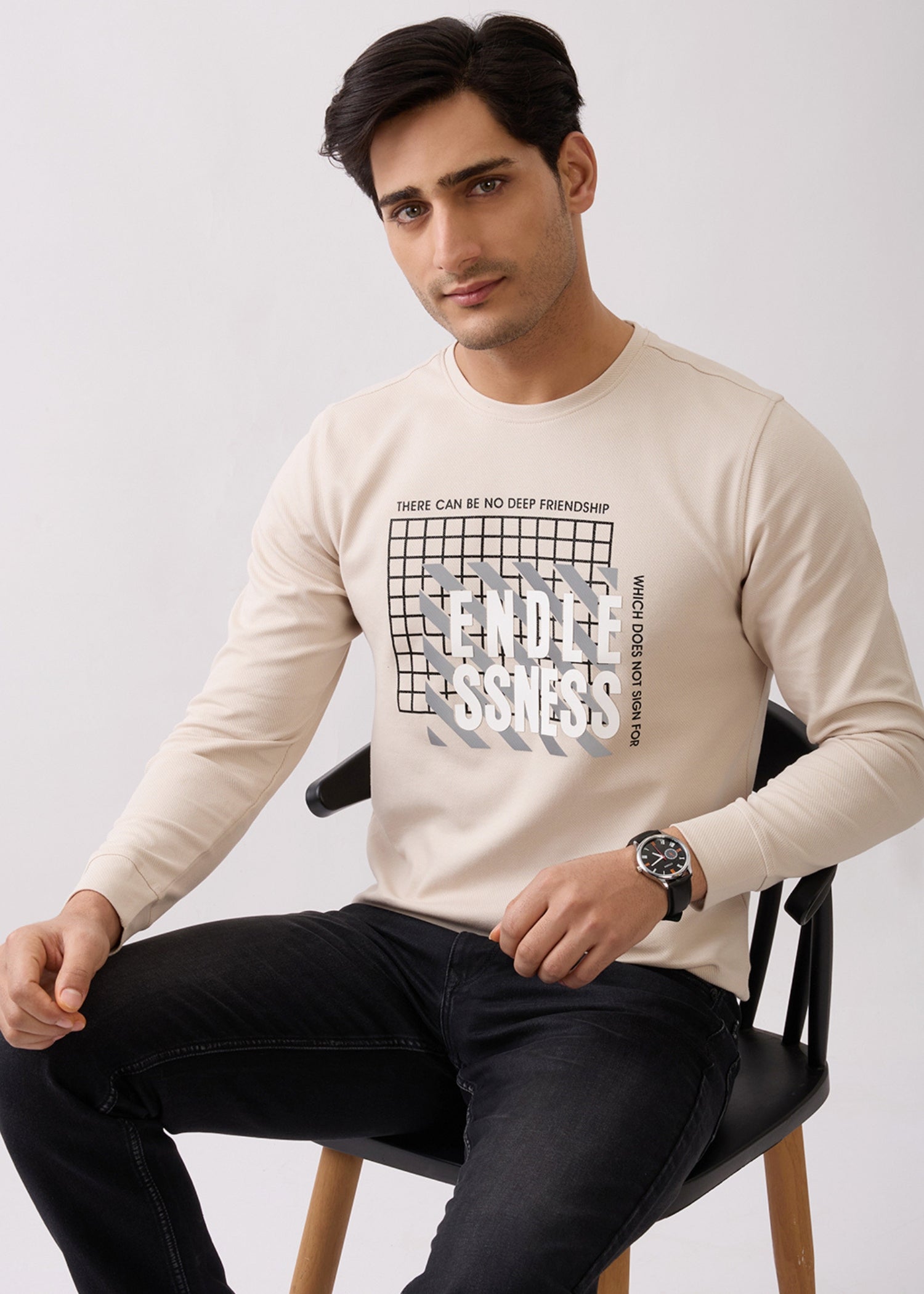 Deep Graphic Full Sleeve Sweatshirt: Cream