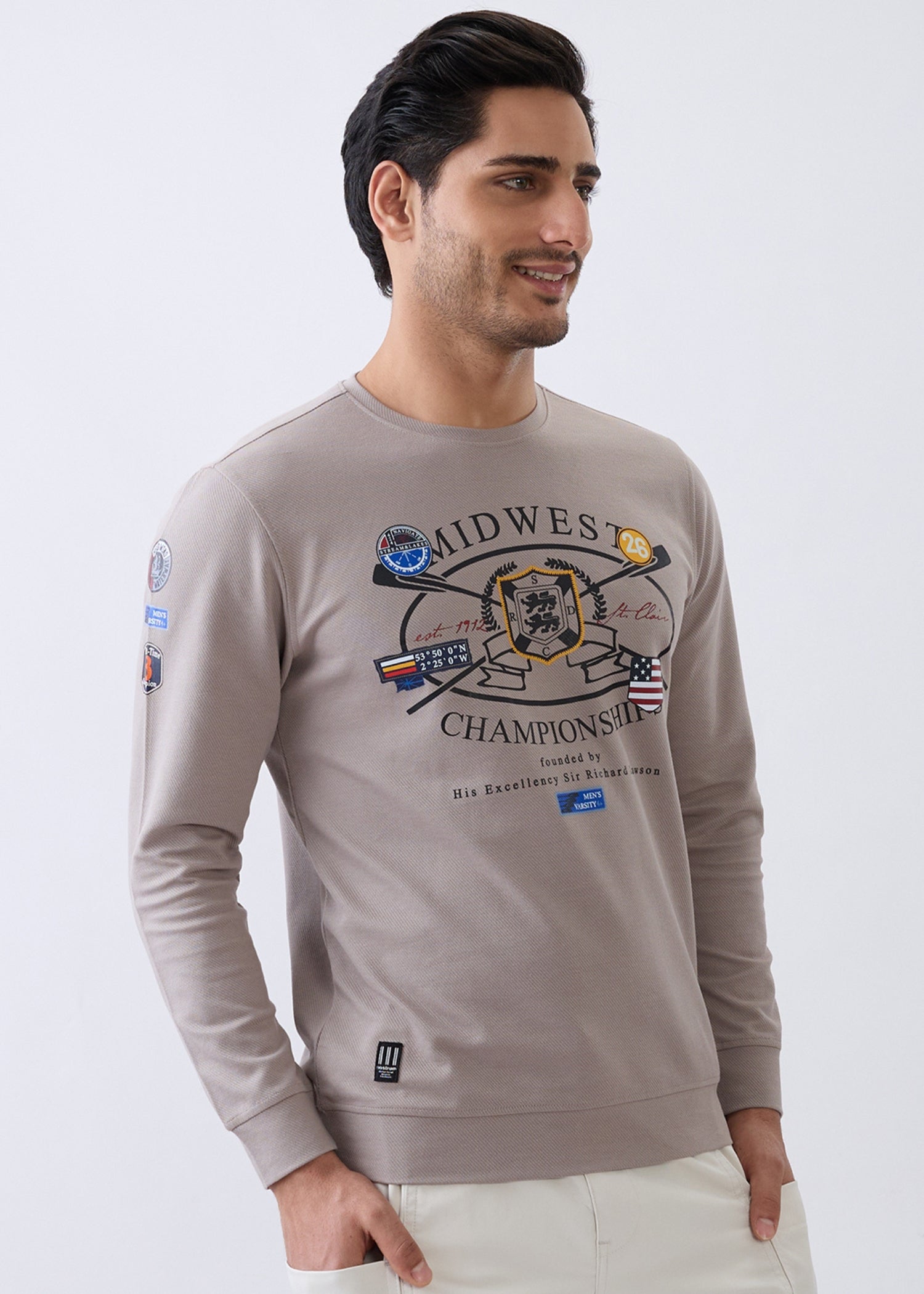 Midwest Graphic Full Sleeve Sweatshirt: Beige