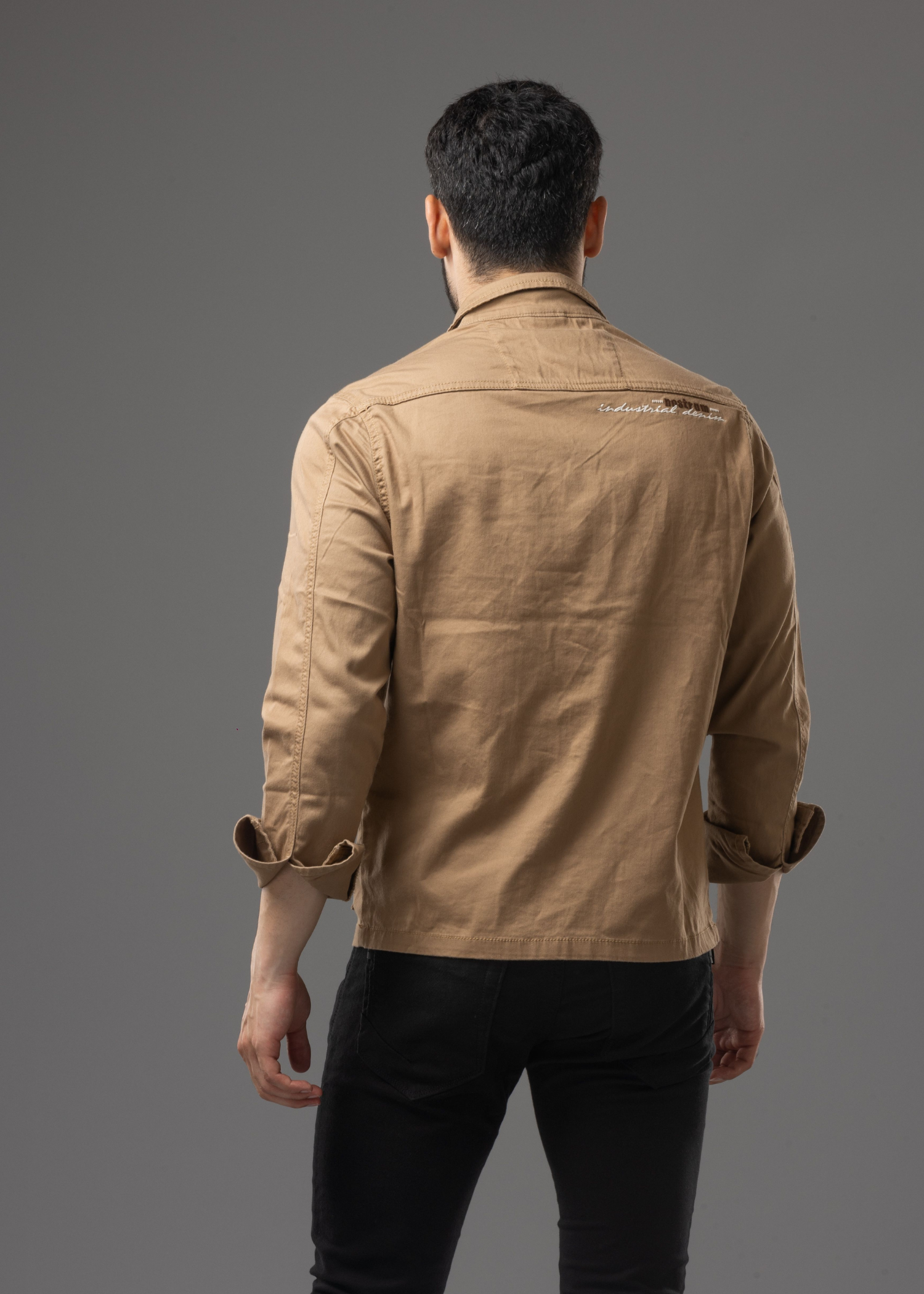 #Color_Khaki